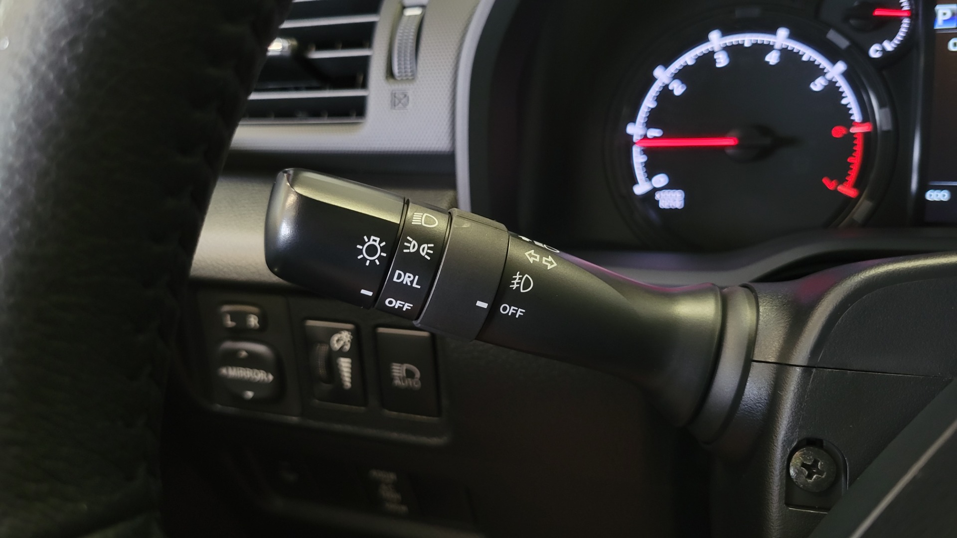 Used 2021 Toyota 4RUNNER SR5 PREMIUM 4X4 / 4.0L V6 / NAV / SUNROOF / PREM SOUND / CAMERA for sale $48,995 at Formula Imports in Charlotte NC 28227 46