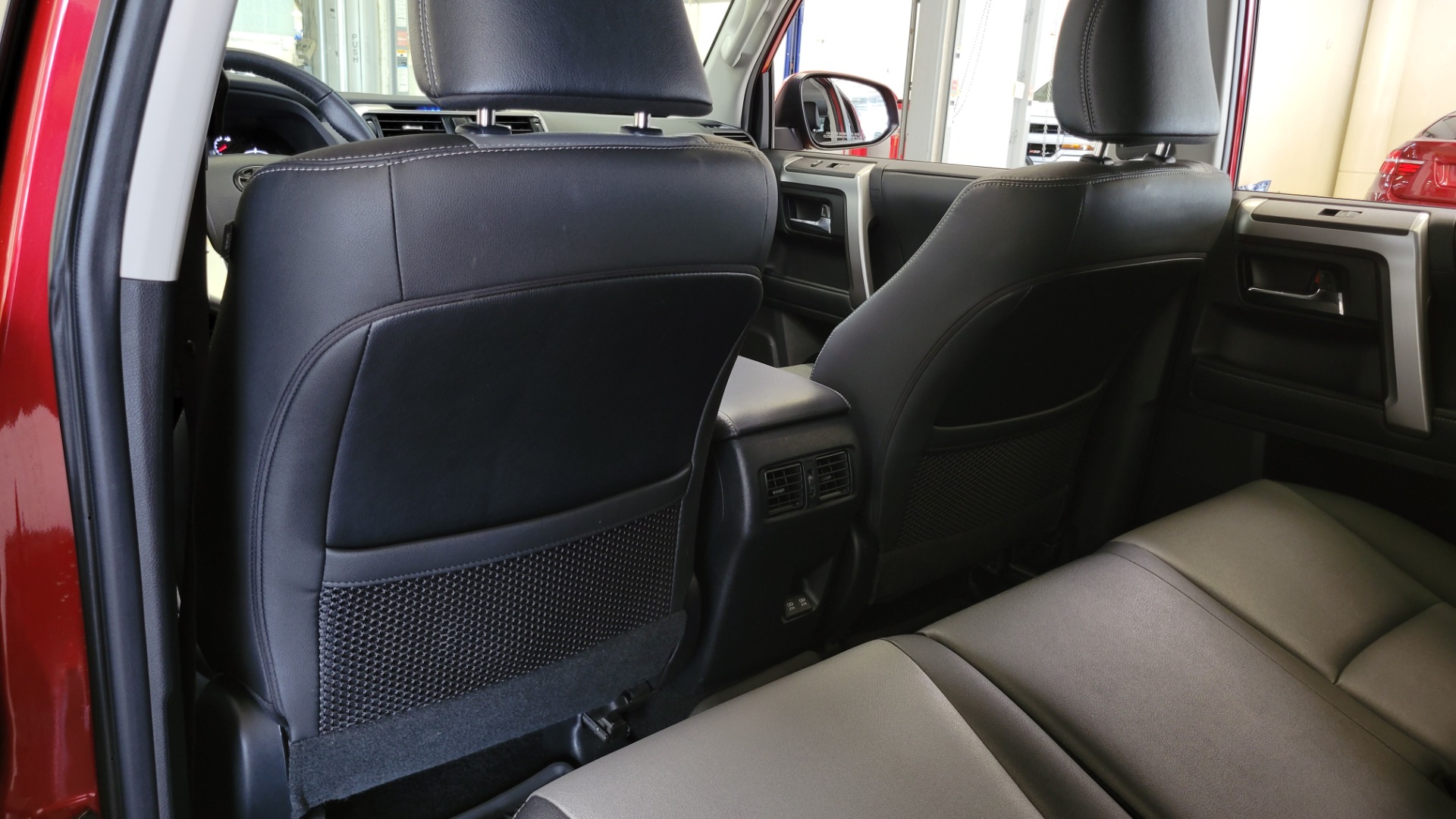 Used 2021 Toyota 4RUNNER SR5 PREMIUM 4X4 / 4.0L V6 / NAV / SUNROOF / PREM SOUND / CAMERA for sale $48,995 at Formula Imports in Charlotte NC 28227 67