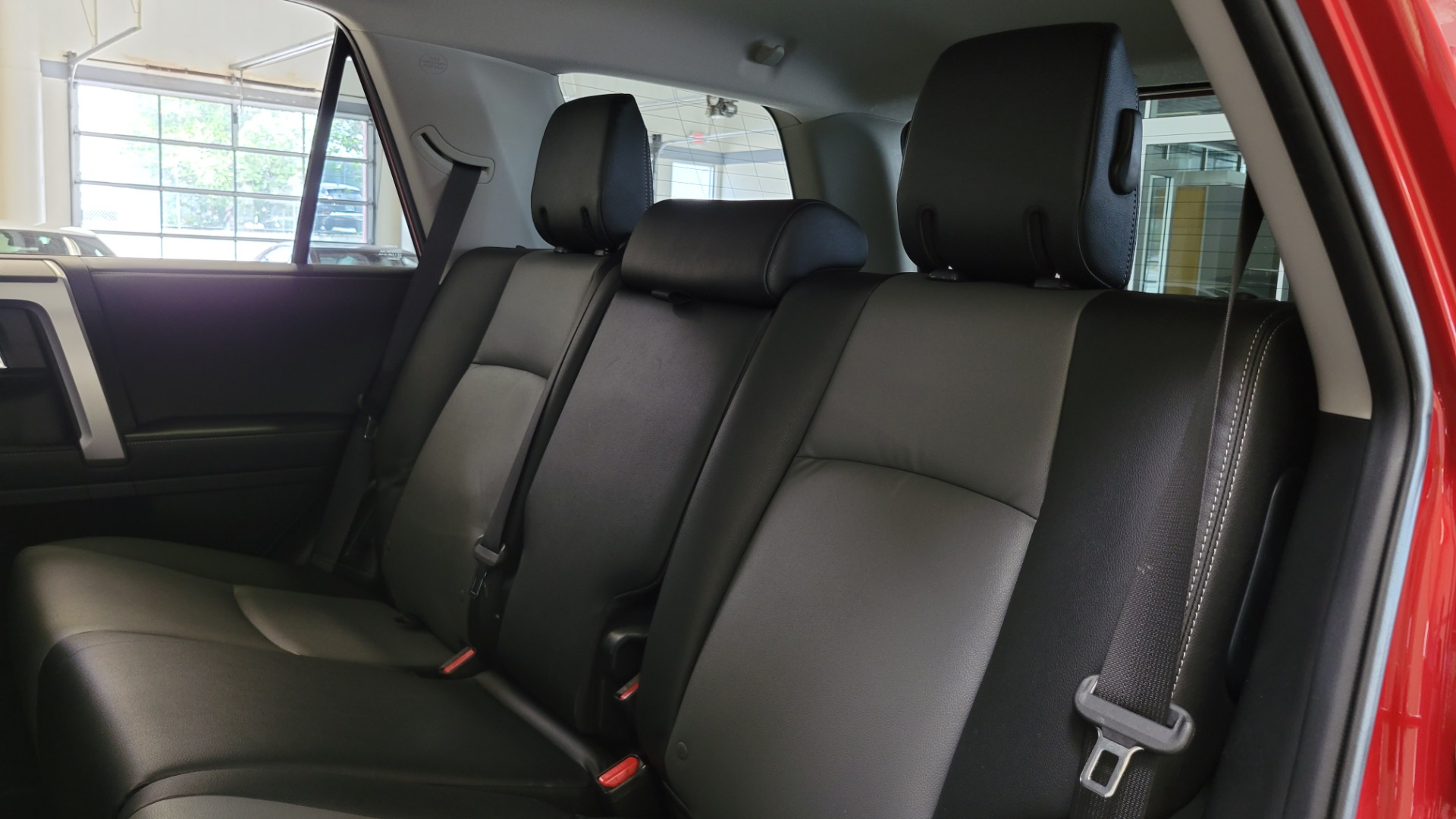 Used 2021 Toyota 4RUNNER SR5 PREMIUM 4X4 / 4.0L V6 / NAV / SUNROOF / PREM SOUND / CAMERA for sale $48,995 at Formula Imports in Charlotte NC 28227 68
