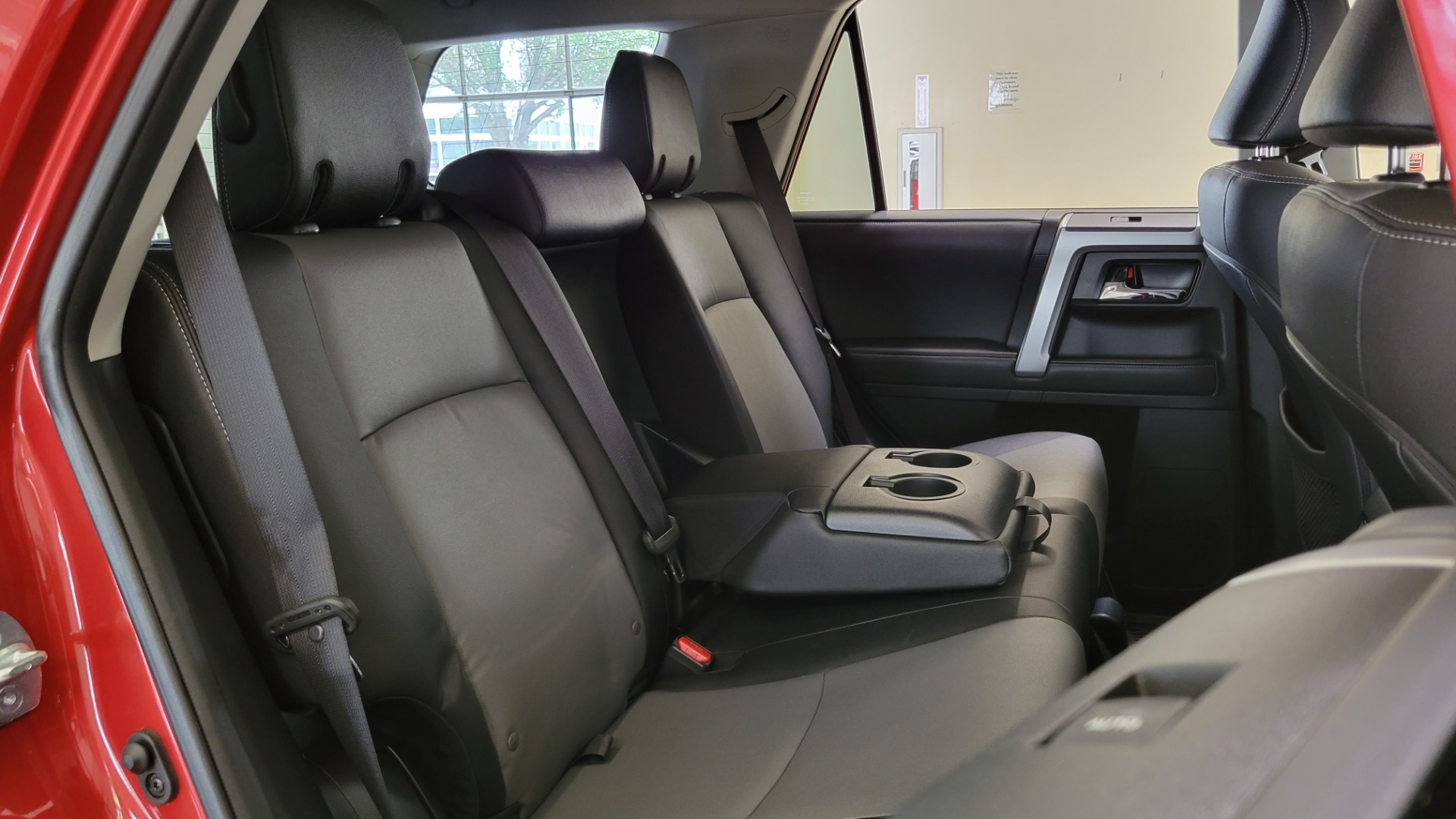 Used 2021 Toyota 4RUNNER SR5 PREMIUM 4X4 / 4.0L V6 / NAV / SUNROOF / PREM SOUND / CAMERA for sale $48,995 at Formula Imports in Charlotte NC 28227 79