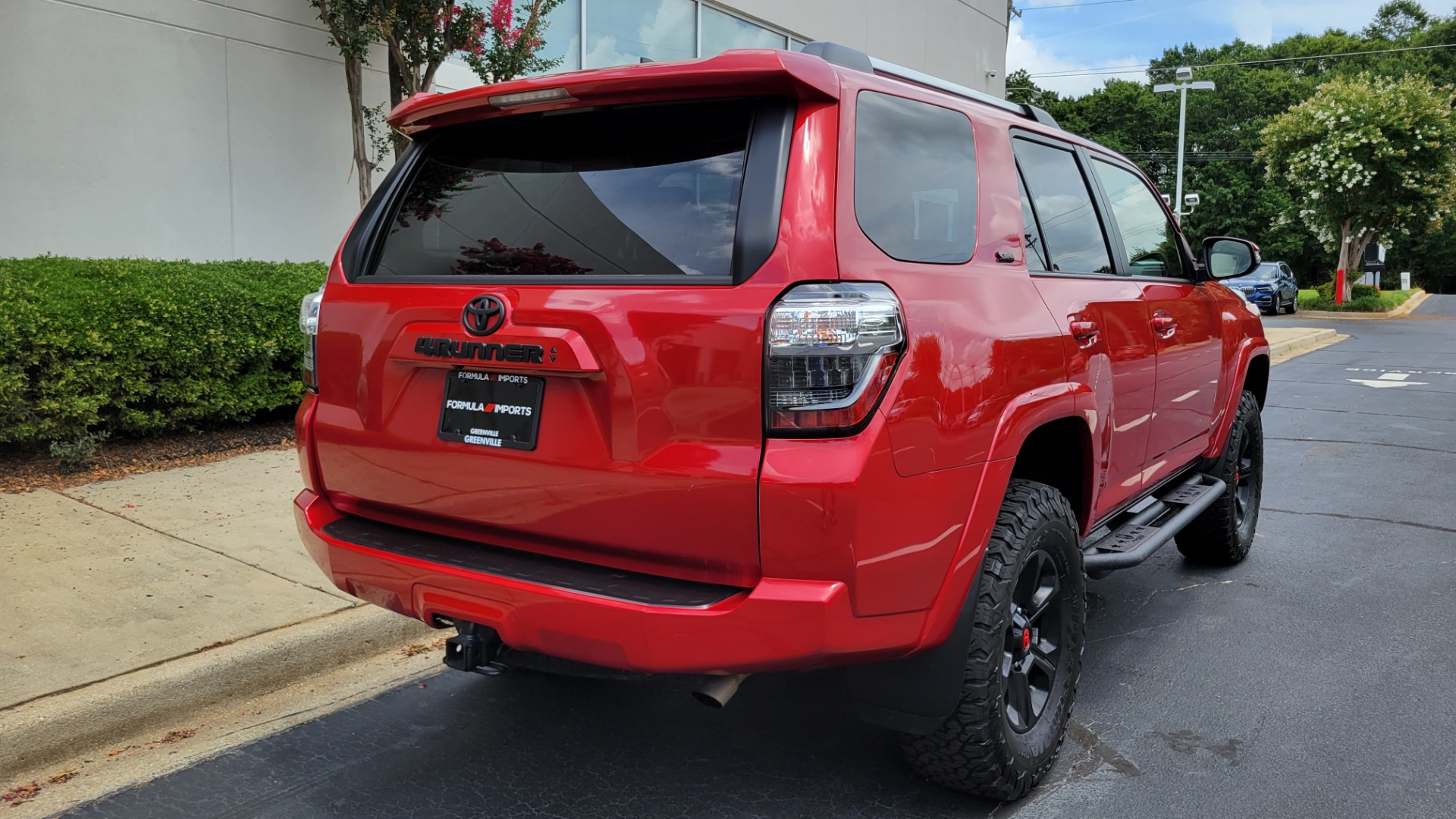 Used 2021 Toyota 4RUNNER SR5 PREMIUM 4X4 / 4.0L V6 / NAV / SUNROOF / PREM SOUND / CAMERA for sale $48,995 at Formula Imports in Charlotte NC 28227 8
