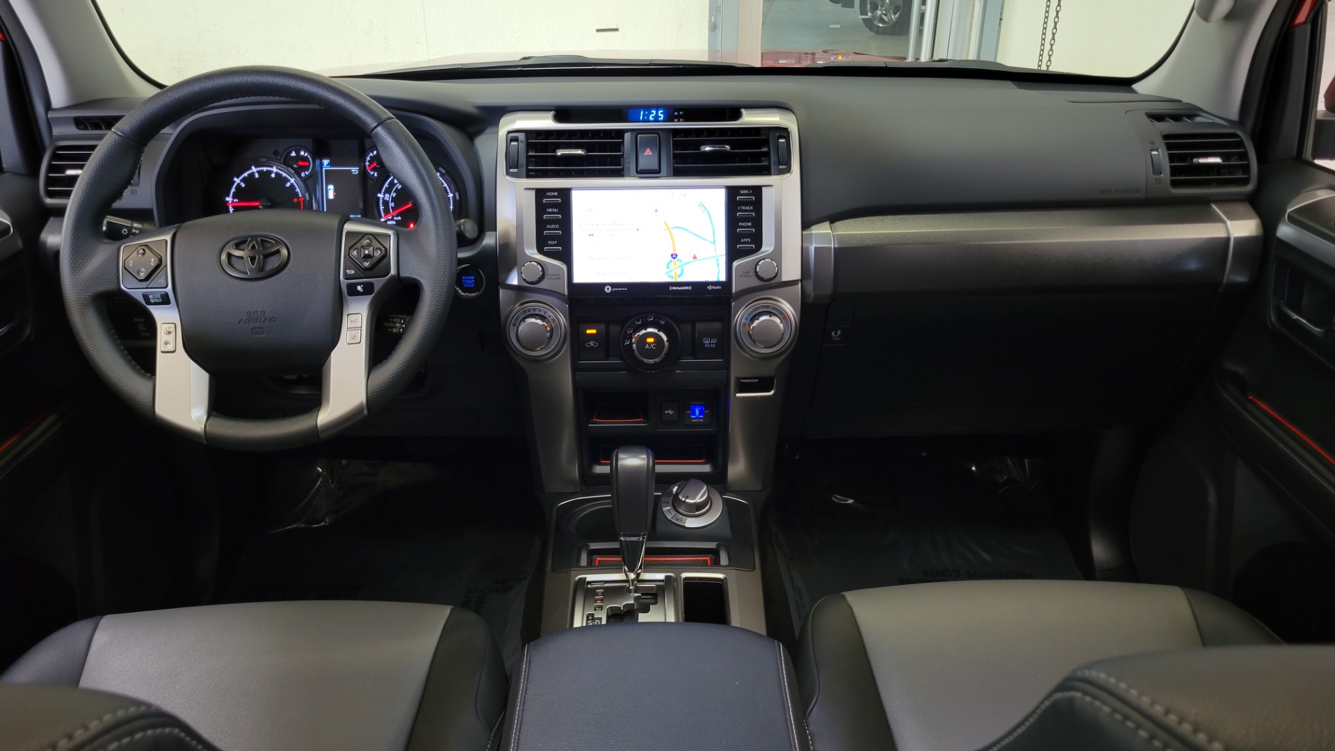 Used 2021 Toyota 4RUNNER SR5 PREMIUM 4X4 / 4.0L V6 / NAV / SUNROOF / PREM SOUND / CAMERA for sale $48,995 at Formula Imports in Charlotte NC 28227 83