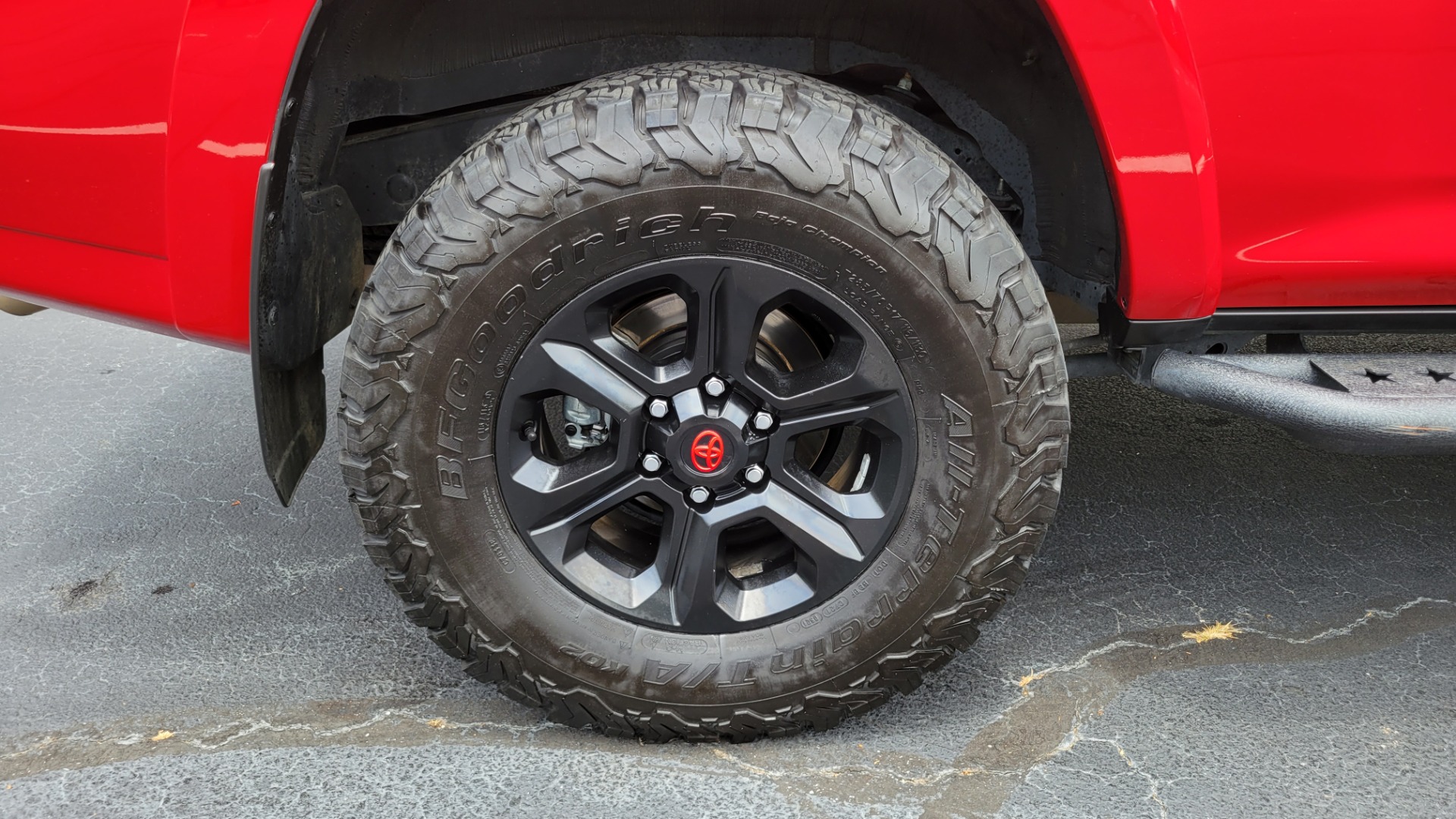 Used 2021 Toyota 4RUNNER SR5 PREMIUM 4X4 / 4.0L V6 / NAV / SUNROOF / PREM SOUND / CAMERA for sale $48,995 at Formula Imports in Charlotte NC 28227 88