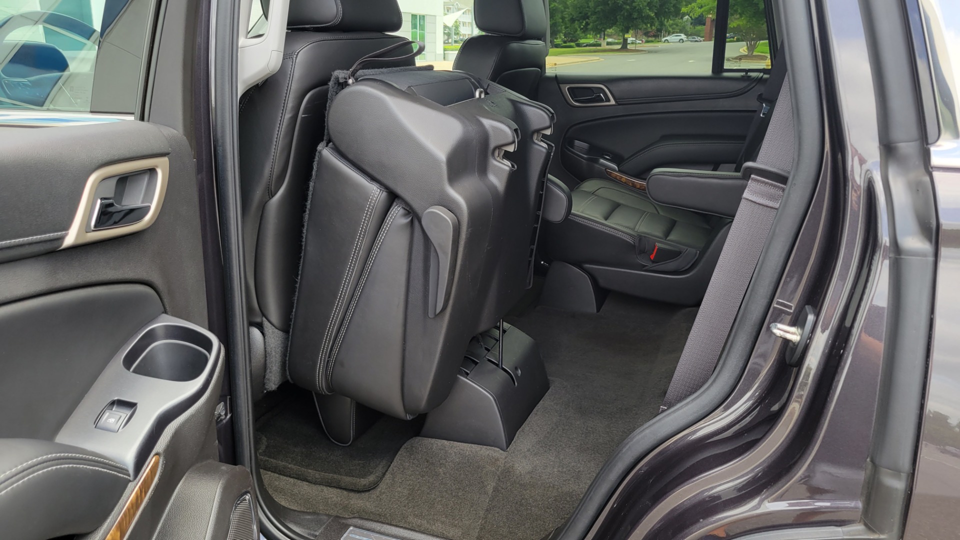 Used 2015 GMC YUKON DENALI 4WD / 6.2L / 8-SPD / NAV / BOSE / SUNROOF / CAMERA / 3-ROW for sale Sold at Formula Imports in Charlotte NC 28227 80