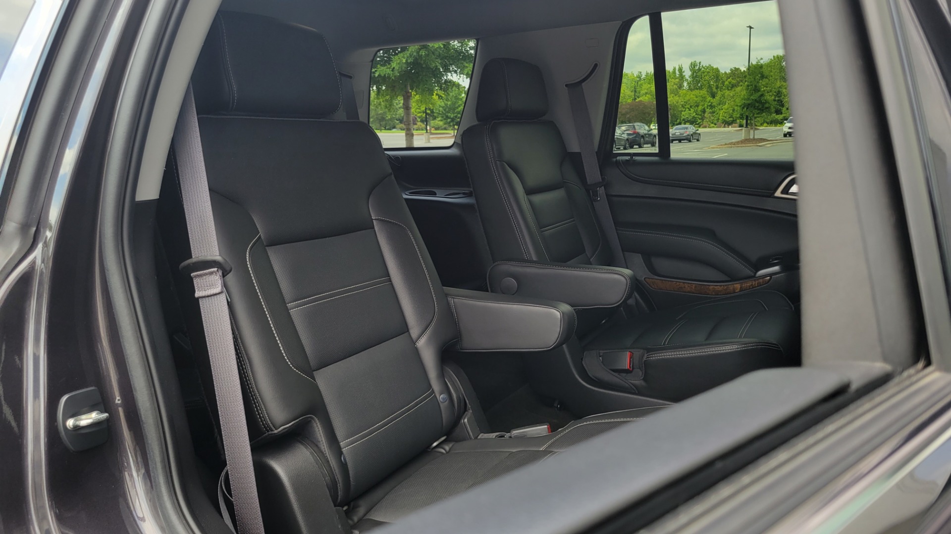 Used 2015 GMC YUKON DENALI 4WD / 6.2L / 8-SPD / NAV / BOSE / SUNROOF / CAMERA / 3-ROW for sale $36,500 at Formula Imports in Charlotte NC 28227 95