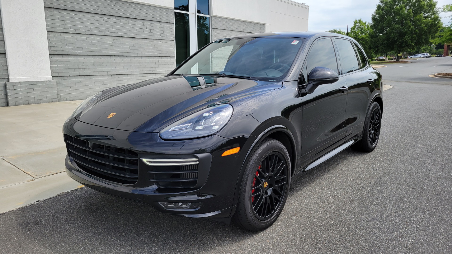 Used 2017 Porsche CAYENNE GTS 3.6L / NAV / SUNROOF / BOSE / PARK ASST / LCA / CAMERA for sale Sold at Formula Imports in Charlotte NC 28227 2