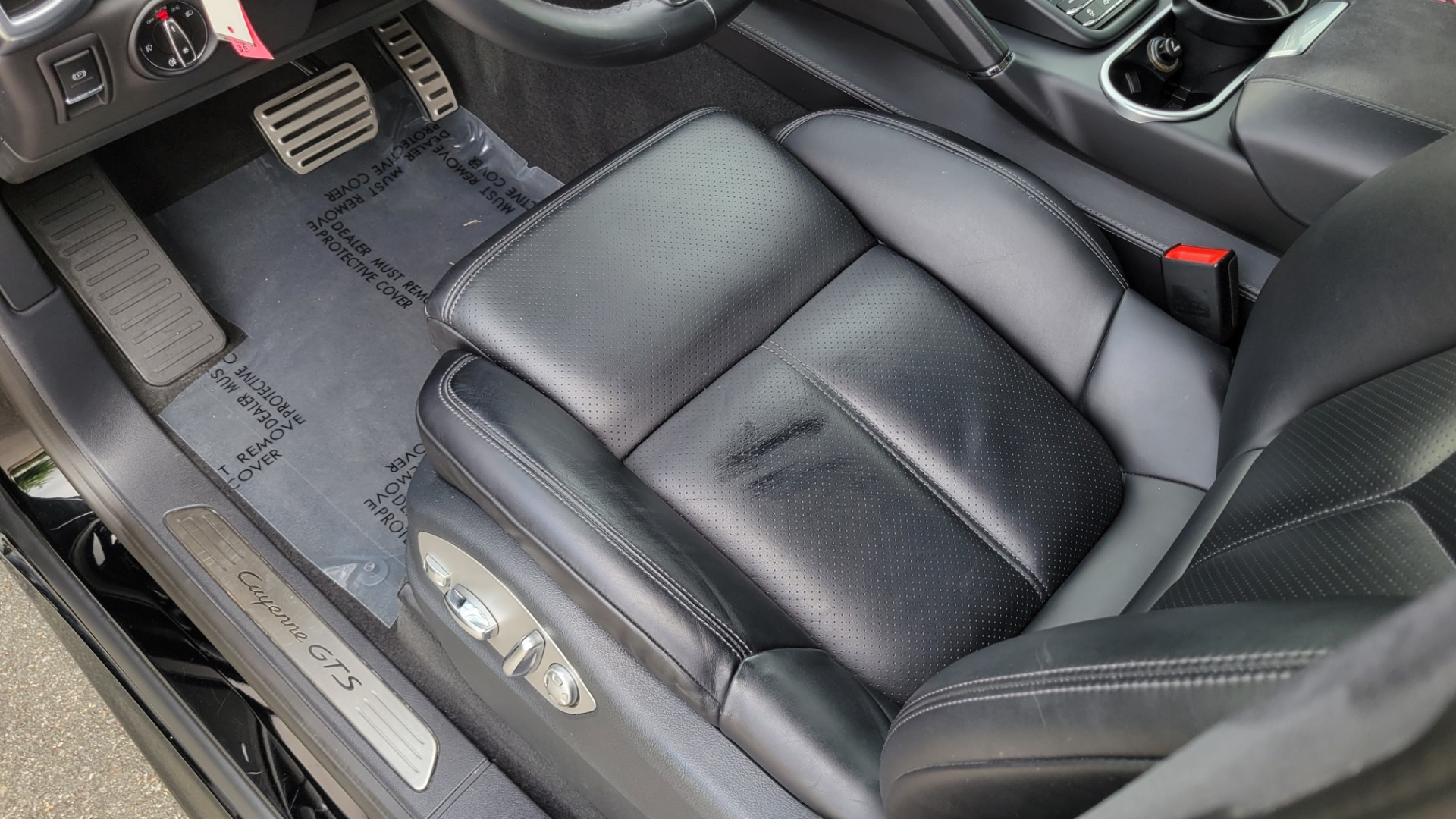 Used 2017 Porsche CAYENNE GTS 3.6L / NAV / SUNROOF / BOSE / PARK ASST / LCA / CAMERA for sale $64,995 at Formula Imports in Charlotte NC 28227 39