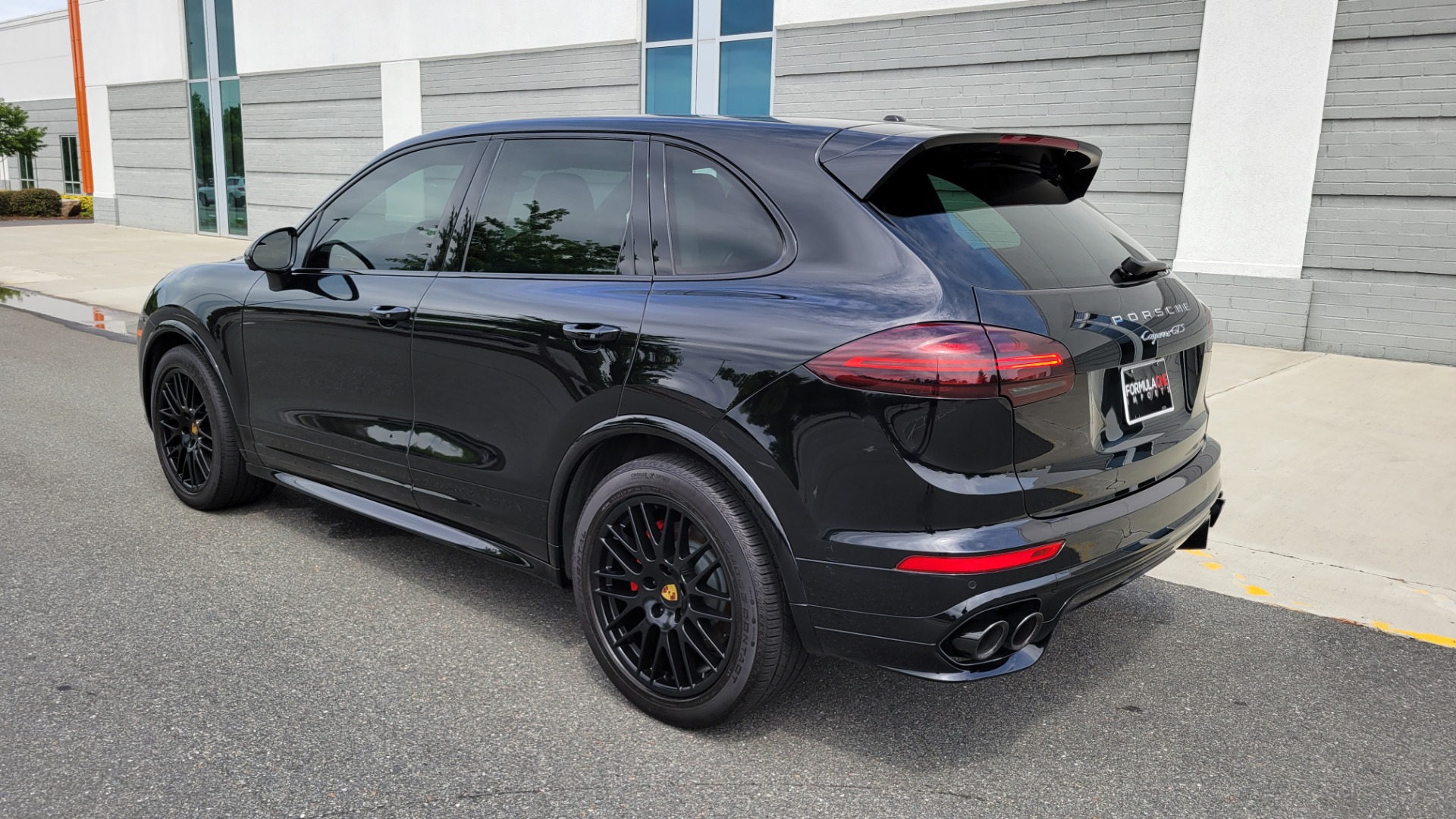 Used 2017 Porsche CAYENNE GTS 3.6L / NAV / SUNROOF / BOSE / PARK ASST / LCA / CAMERA for sale $64,995 at Formula Imports in Charlotte NC 28227 4