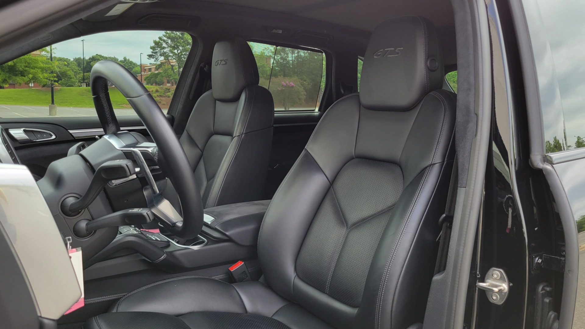 Used 2017 Porsche CAYENNE GTS 3.6L / NAV / SUNROOF / BOSE / PARK ASST / LCA / CAMERA for sale Sold at Formula Imports in Charlotte NC 28227 41