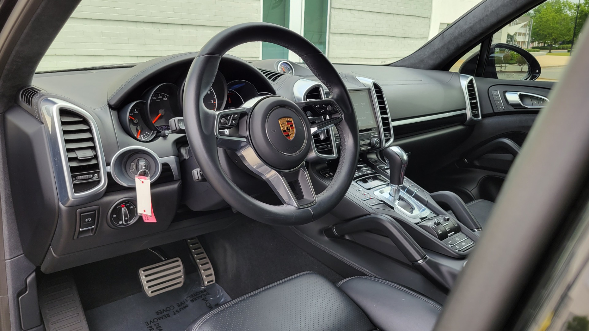 Used 2017 Porsche CAYENNE GTS 3.6L / NAV / SUNROOF / BOSE / PARK ASST / LCA / CAMERA for sale $64,995 at Formula Imports in Charlotte NC 28227 42