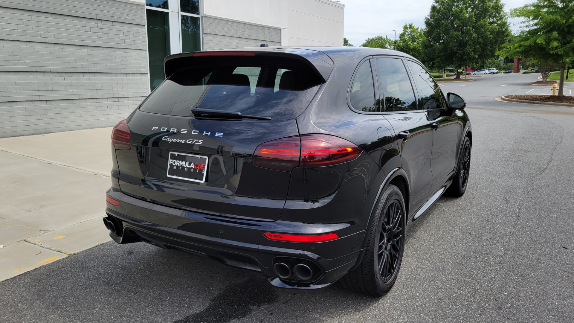 Used 2017 Porsche CAYENNE GTS 3.6L / NAV / SUNROOF / BOSE / PARK ASST / LCA / CAMERA for sale $64,995 at Formula Imports in Charlotte NC 28227 6