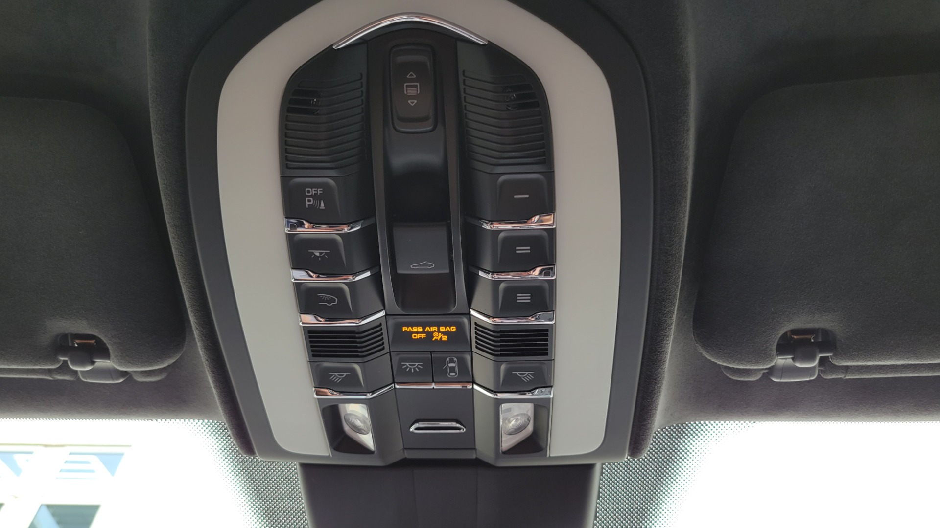 Used 2017 Porsche CAYENNE GTS 3.6L / NAV / SUNROOF / BOSE / PARK ASST / LCA / CAMERA for sale $64,995 at Formula Imports in Charlotte NC 28227 61