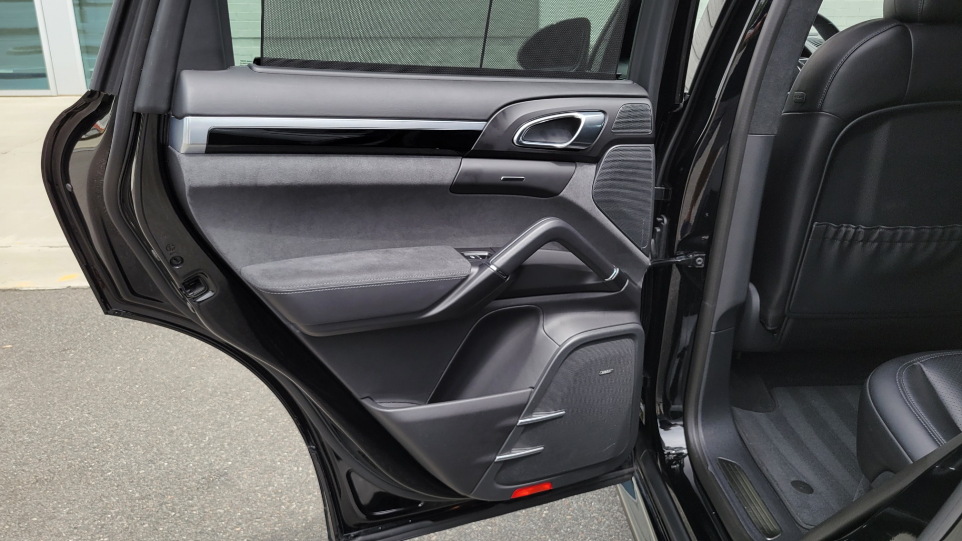 Used 2017 Porsche CAYENNE GTS 3.6L / NAV / SUNROOF / BOSE / PARK ASST / LCA / CAMERA for sale $64,995 at Formula Imports in Charlotte NC 28227 64