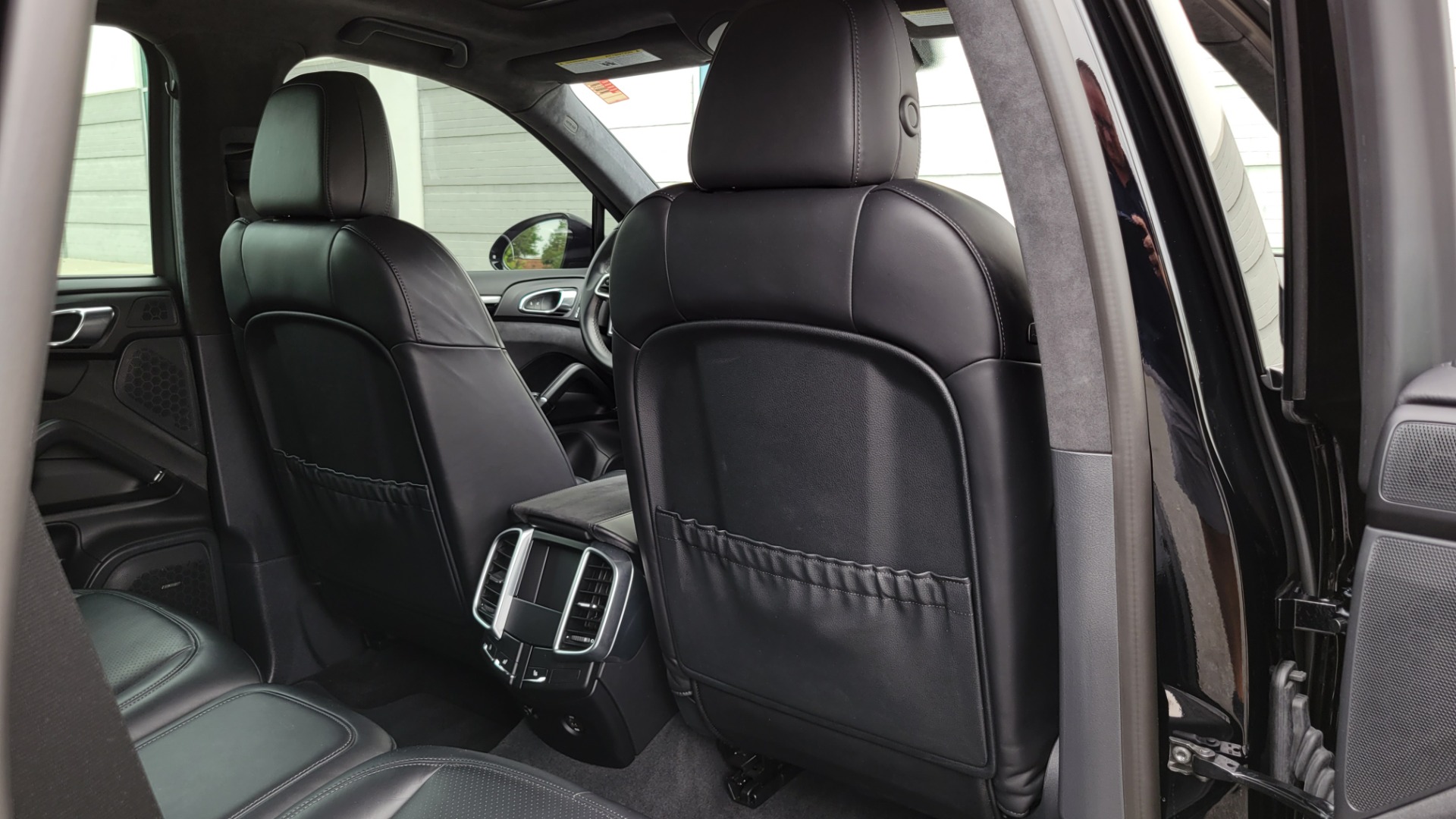 Used 2017 Porsche CAYENNE GTS 3.6L / NAV / SUNROOF / BOSE / PARK ASST / LCA / CAMERA for sale $64,995 at Formula Imports in Charlotte NC 28227 81