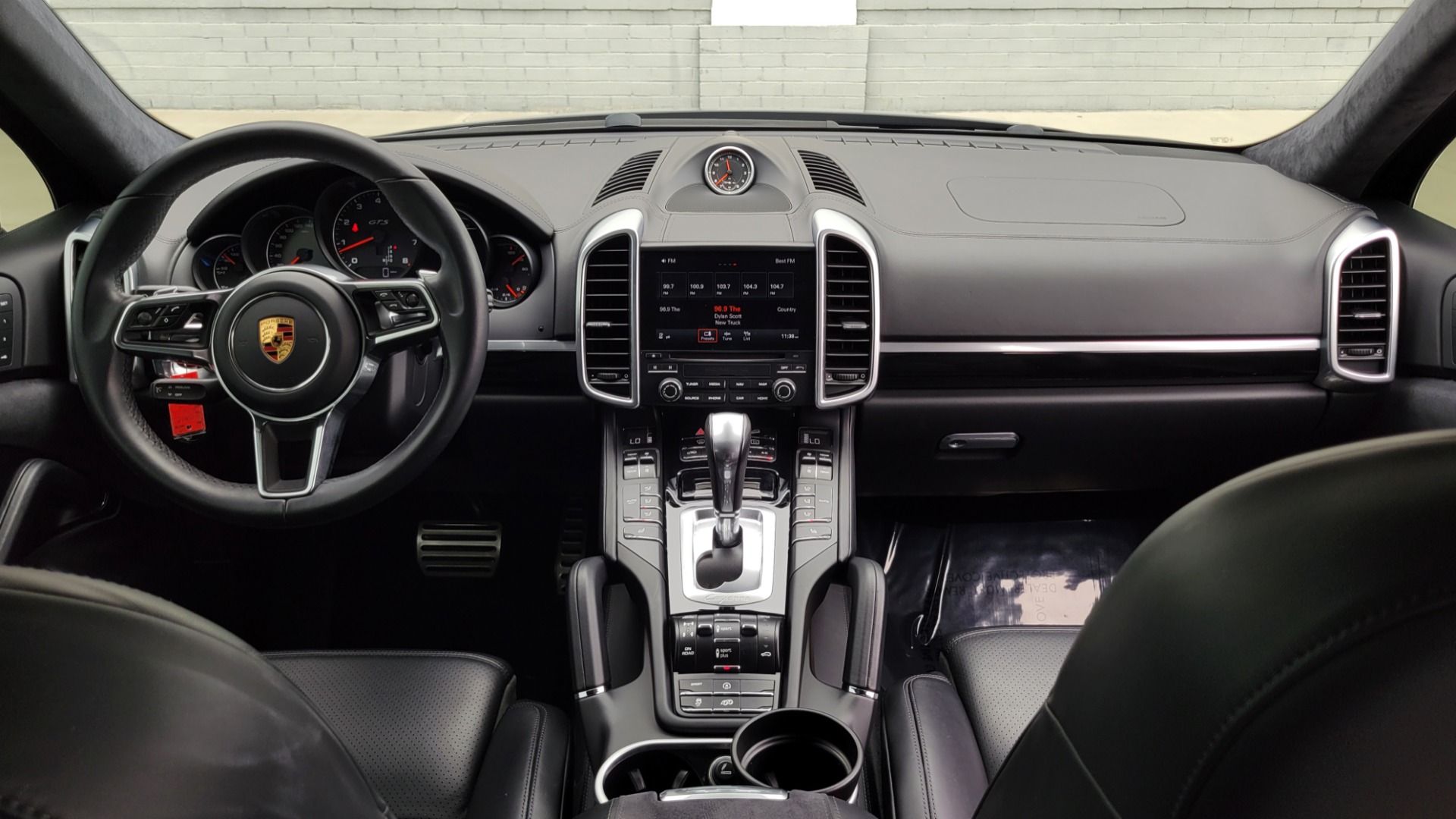Used 2017 Porsche CAYENNE GTS 3.6L / NAV / SUNROOF / BOSE / PARK ASST / LCA / CAMERA for sale $64,995 at Formula Imports in Charlotte NC 28227 84