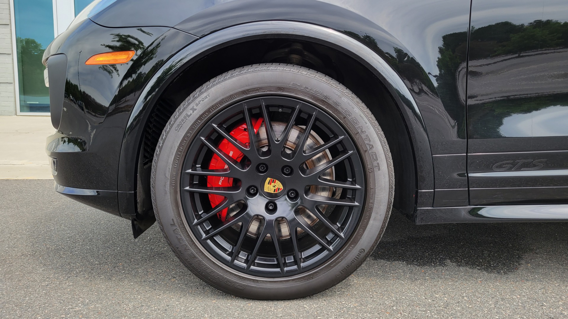 Used 2017 Porsche CAYENNE GTS 3.6L / NAV / SUNROOF / BOSE / PARK ASST / LCA / CAMERA for sale $64,995 at Formula Imports in Charlotte NC 28227 87