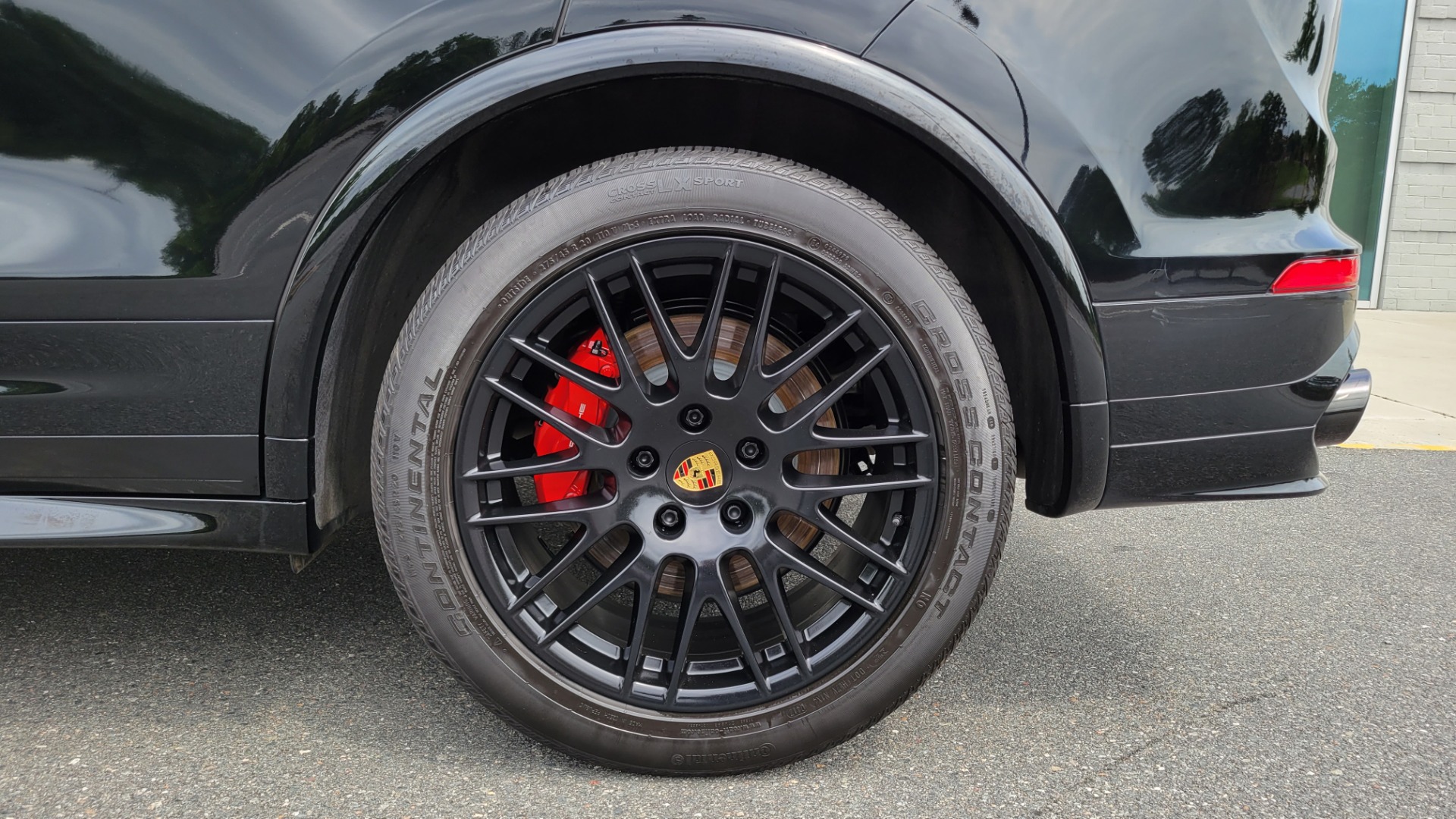 Used 2017 Porsche CAYENNE GTS 3.6L / NAV / SUNROOF / BOSE / PARK ASST / LCA / CAMERA for sale $64,995 at Formula Imports in Charlotte NC 28227 88