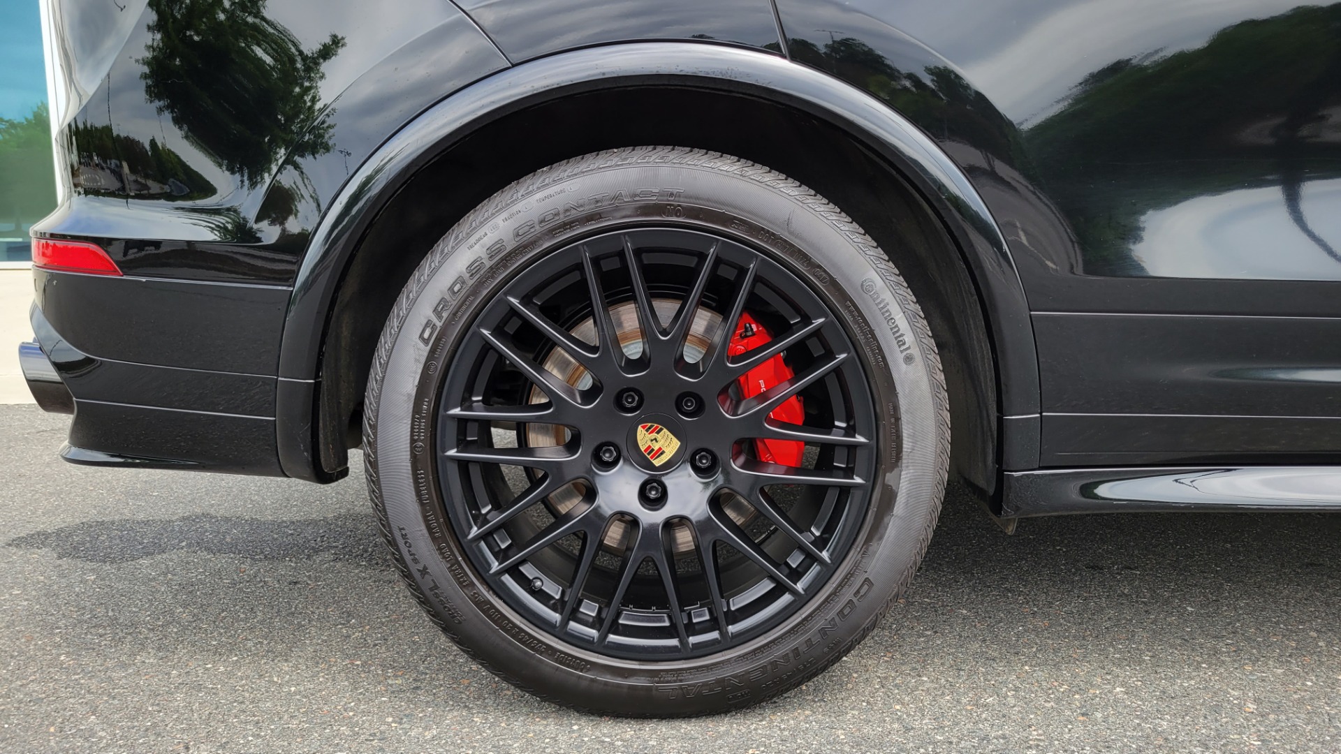 Used 2017 Porsche CAYENNE GTS 3.6L / NAV / SUNROOF / BOSE / PARK ASST / LCA / CAMERA for sale Sold at Formula Imports in Charlotte NC 28227 89