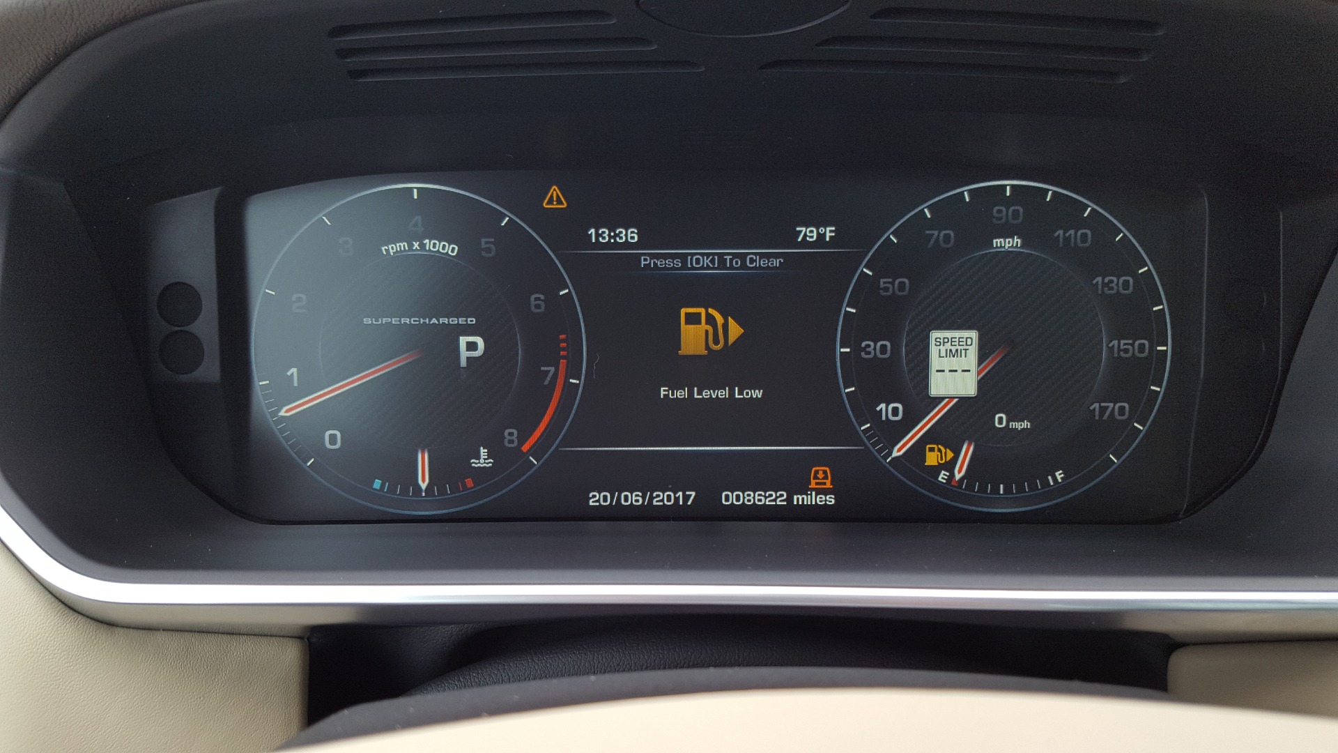 Used 2016 Land Rover RANGE ROVER SC V8 / DRVR ASST / VSN ASST / MERIDIAN / SNRF / BLIND SPOT for sale Sold at Formula Imports in Charlotte NC 28227 43