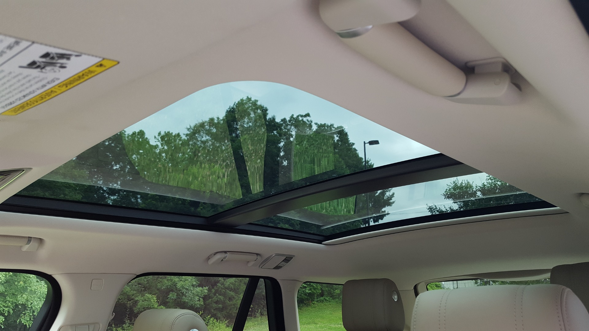 Used 2016 Land Rover RANGE ROVER SC V8 / DRVR ASST / VSN ASST / MERIDIAN / SNRF / BLIND SPOT for sale Sold at Formula Imports in Charlotte NC 28227 61