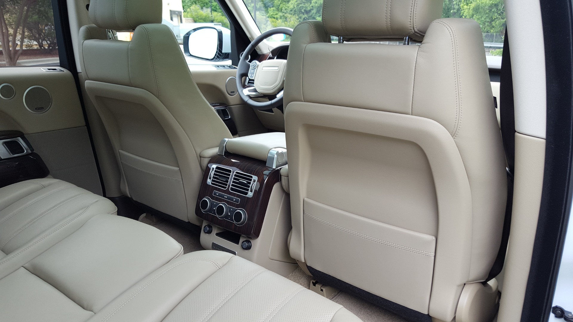Used 2016 Land Rover RANGE ROVER SC V8 / DRVR ASST / VSN ASST / MERIDIAN / SNRF / BLIND SPOT for sale Sold at Formula Imports in Charlotte NC 28227 84