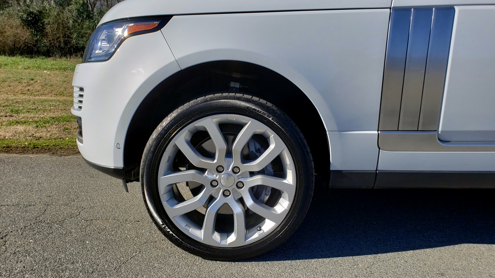Used 2016 Land Rover RANGE ROVER SC V8 / DRVR ASST / VSN ASST / MERIDIAN / SNRF / BLIND SPOT for sale Sold at Formula Imports in Charlotte NC 28227 92