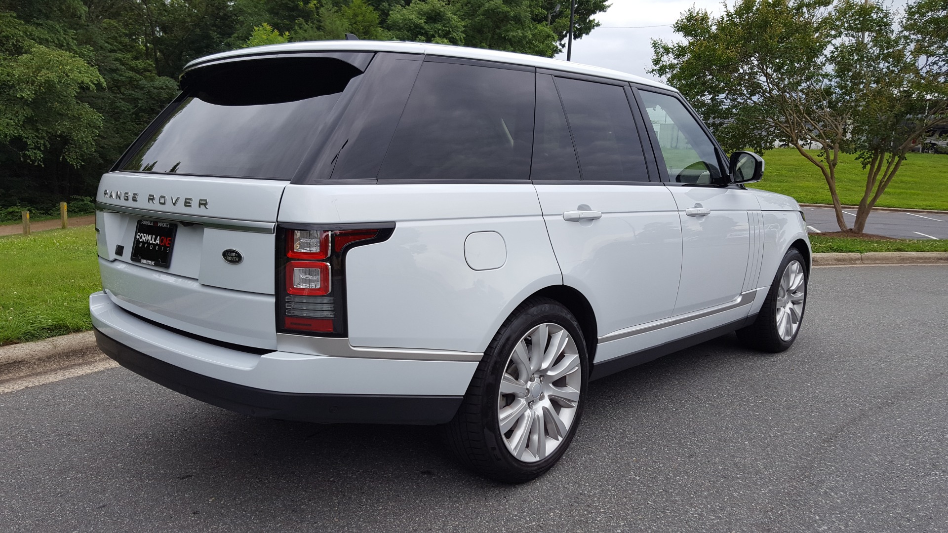 Used 2016 Land Rover RANGE ROVER SC V8 / DRVR ASST / VSN ASST / MERIDIAN / SNRF / BLIND SPOT for sale Sold at Formula Imports in Charlotte NC 28227 99