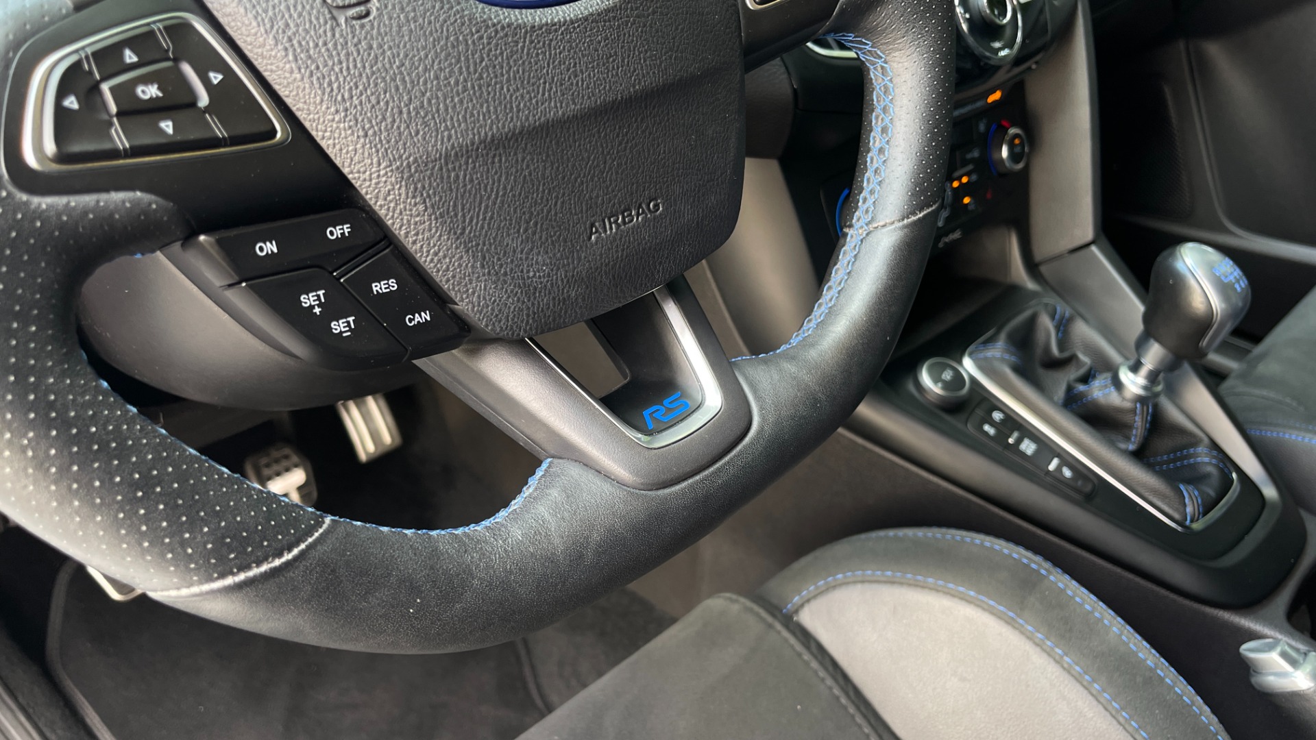 Used 2017 Ford Focus RS / SUNROOF / RS2 PACKAGE / RECAROS / MBRP EXHAUST / ALL WHEEL DRIVE for sale Sold at Formula Imports in Charlotte NC 28227 14