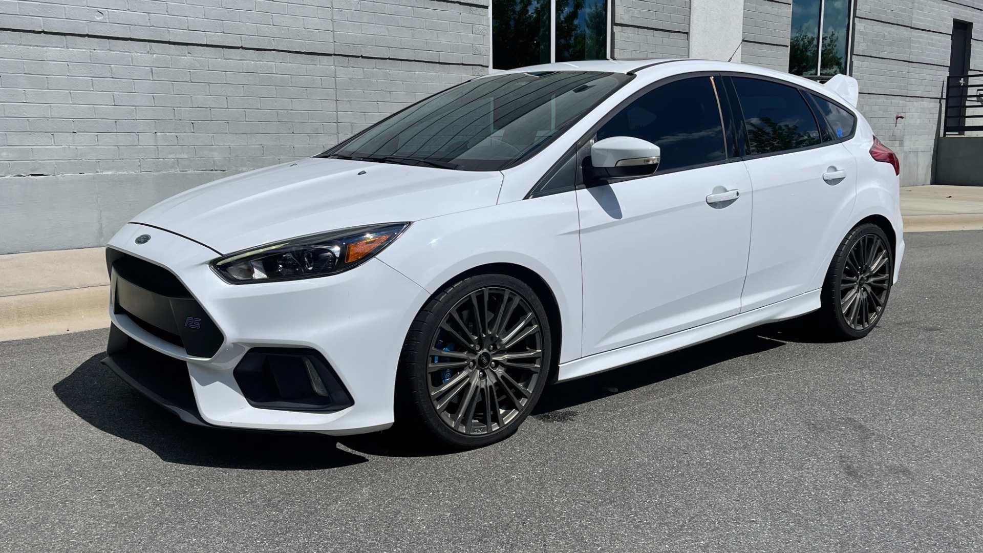 Used 2017 Ford Focus RS / SUNROOF / RS2 PACKAGE / RECAROS / MBRP EXHAUST / ALL WHEEL DRIVE for sale Sold at Formula Imports in Charlotte NC 28227 2