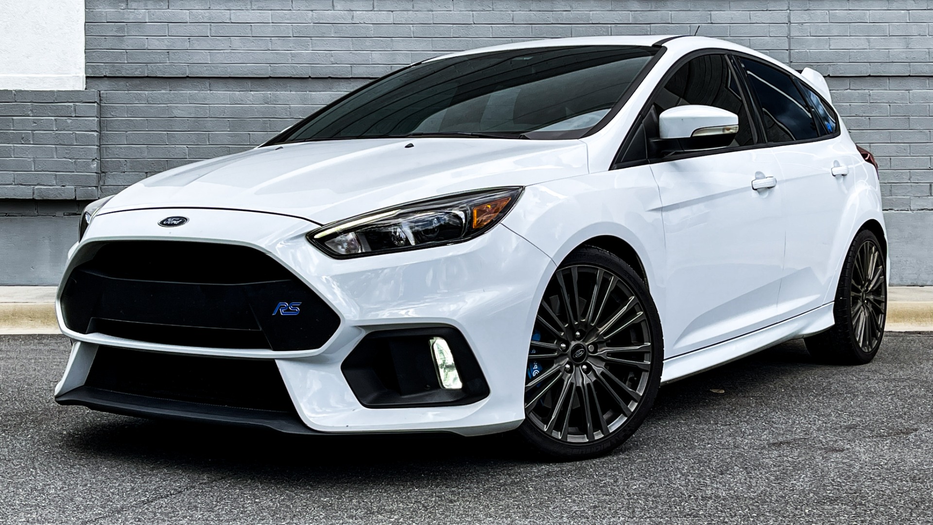 Used 2017 Ford Focus RS / SUNROOF / RS2 PACKAGE / RECAROS / MBRP EXHAUST / ALL WHEEL DRIVE for sale Sold at Formula Imports in Charlotte NC 28227 1