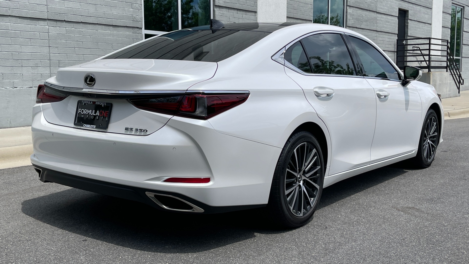 Used 2022 Lexus ES 350 PREMIUM SEDAN / NAV / SUNROOF / PANOROOF / VENT STS / CAMERA For Sale