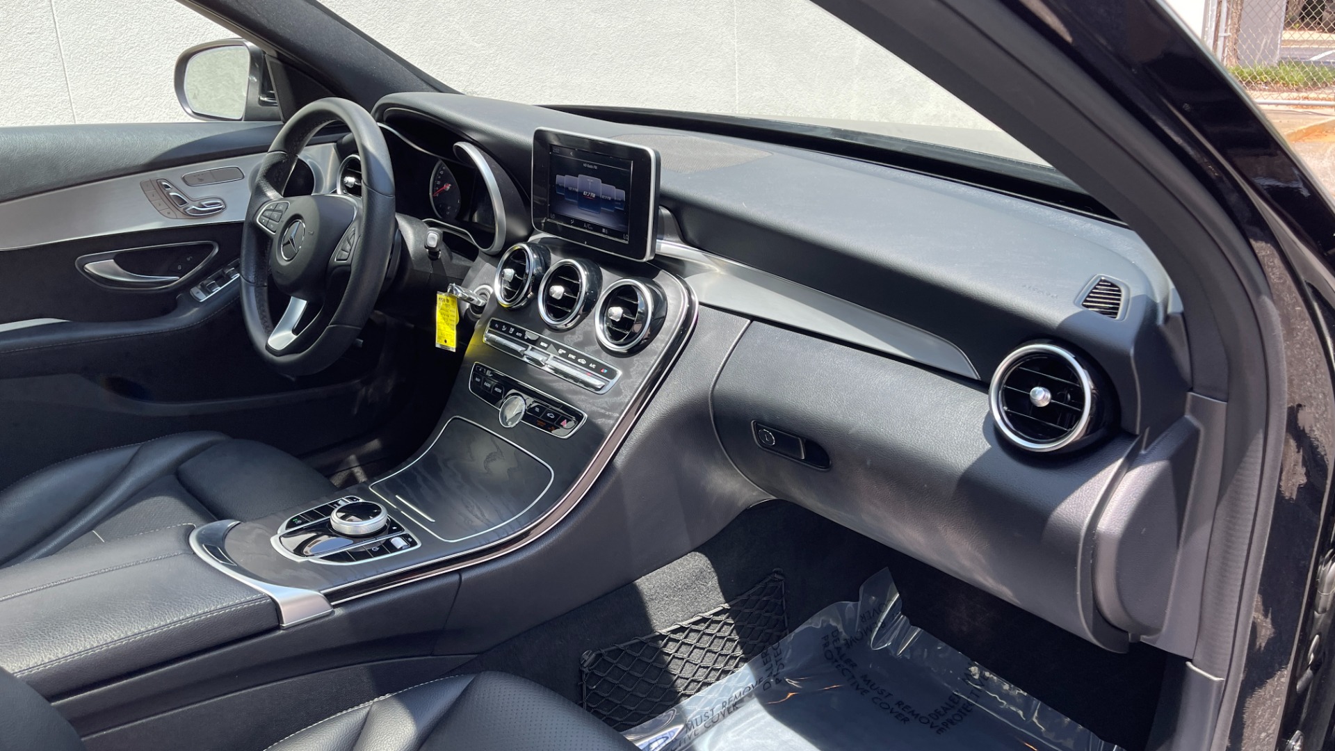 Used 2018 Mercedes-Benz C-Class C 300 / PREMIUM / REVIEW CAM / HTD SEATS / 18IN WHEELS for sale $27,999 at Formula Imports in Charlotte NC 28227 13