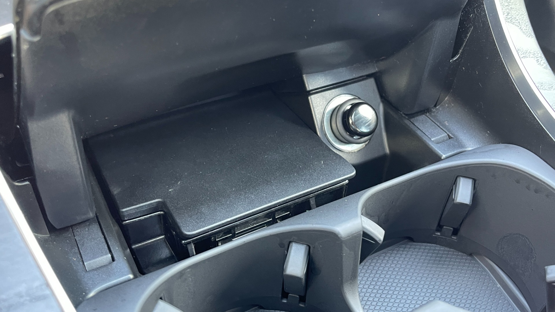 Used 2018 Mercedes-Benz C-Class C 300 / PREMIUM / REVIEW CAM / HTD SEATS / 18IN WHEELS for sale $27,999 at Formula Imports in Charlotte NC 28227 22