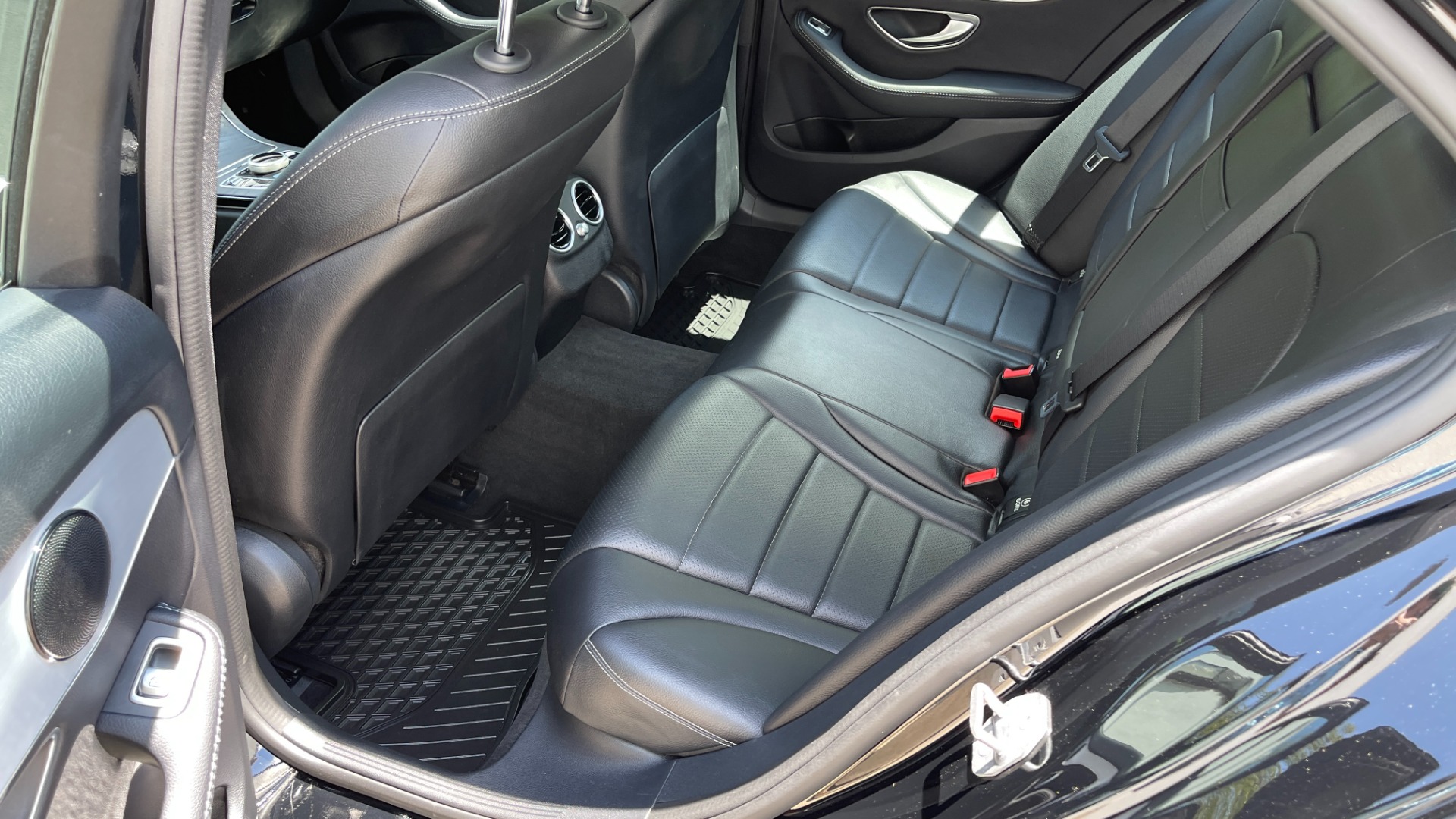 Used 2018 Mercedes-Benz C-Class C 300 / PREMIUM / REVIEW CAM / HTD SEATS / 18IN WHEELS for sale Sold at Formula Imports in Charlotte NC 28227 26
