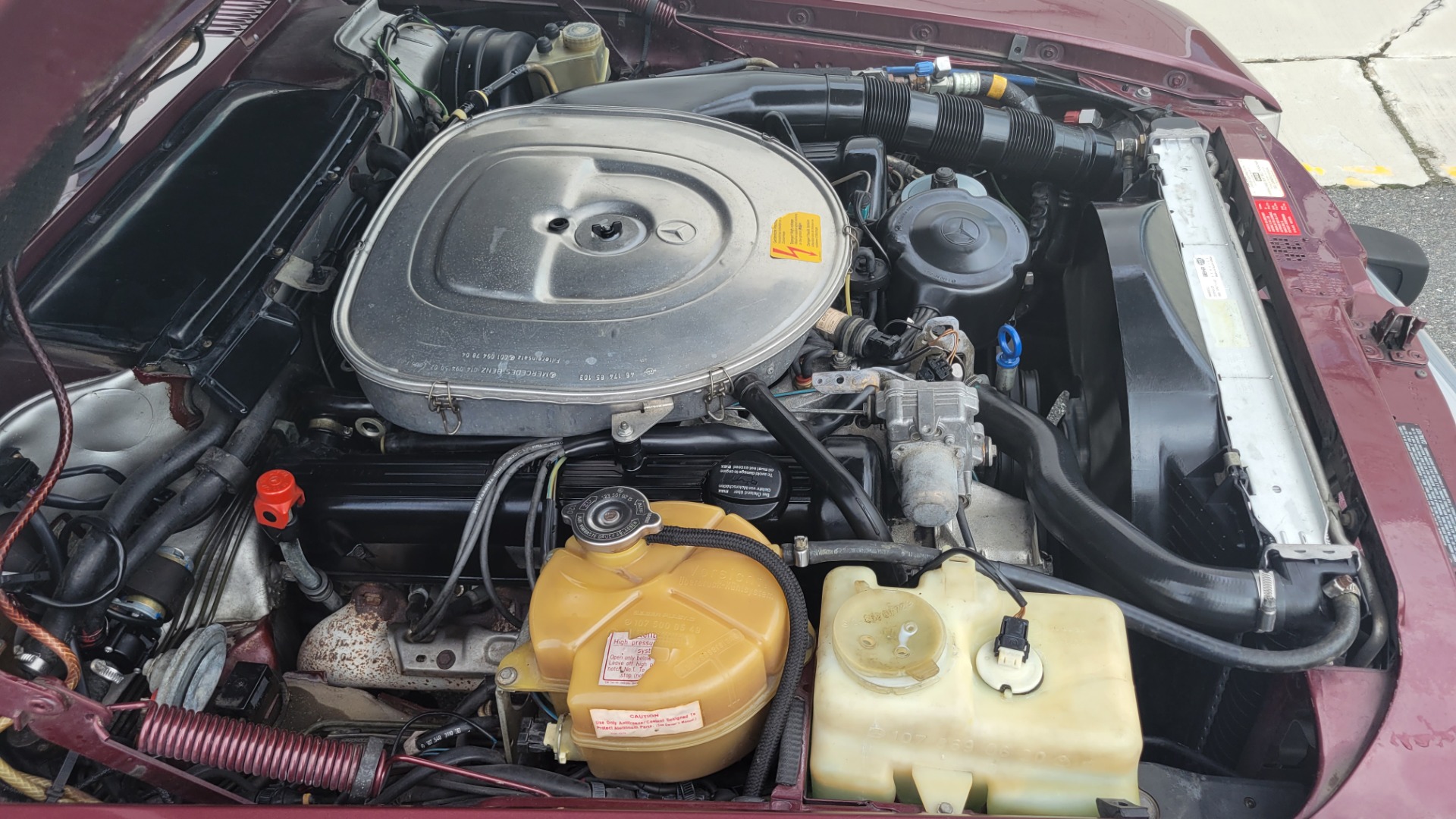 Used 1987 Mercedes-Benz 560 SERIES 560SL ROADSTER / 5.6L V8 / AUTO 