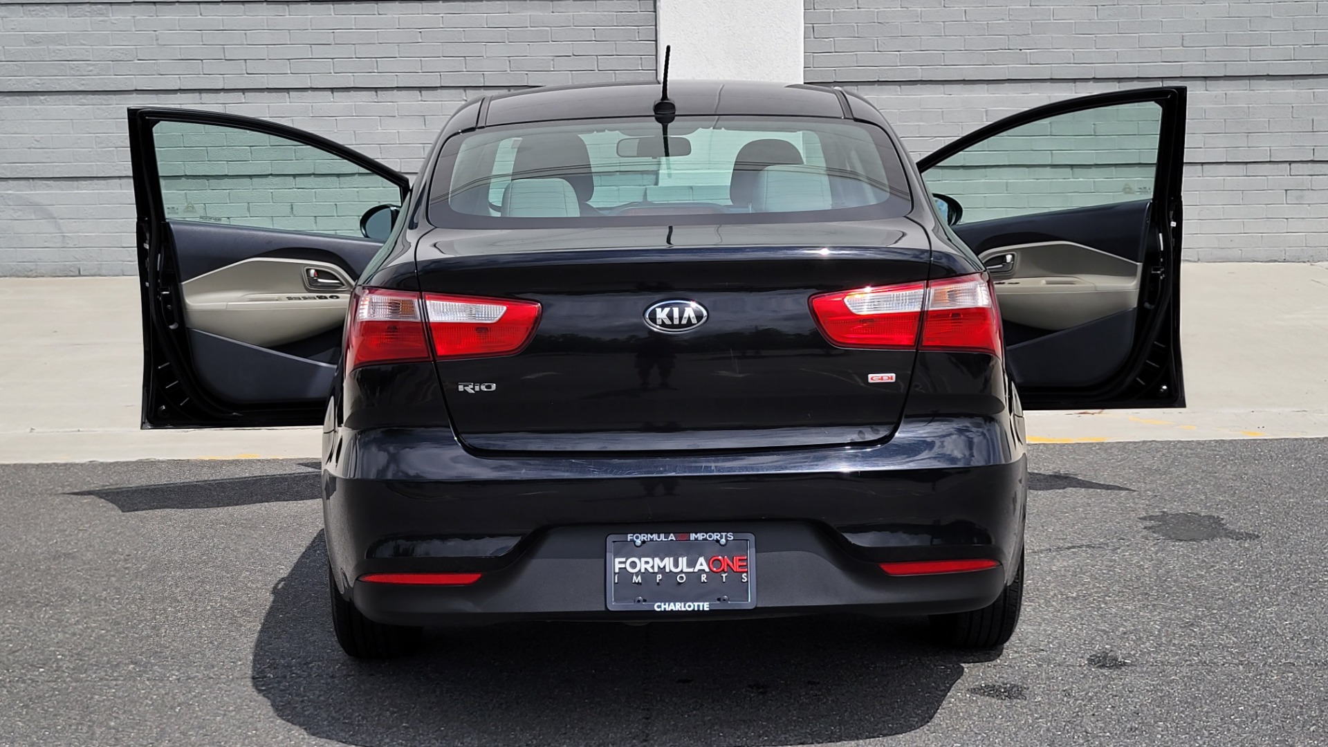Used 2017 Kia RIO LX SEDAN / 1.6L 4-CYL / AUTO / POWER PACKAGE / 36MPG for sale Sold at Formula Imports in Charlotte NC 28227 10