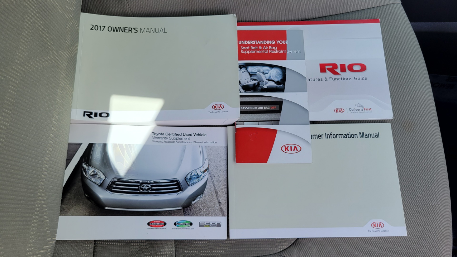 Used 2017 Kia RIO LX SEDAN / 1.6L 4-CYL / AUTO / POWER PACKAGE / 36MPG for sale Sold at Formula Imports in Charlotte NC 28227 76