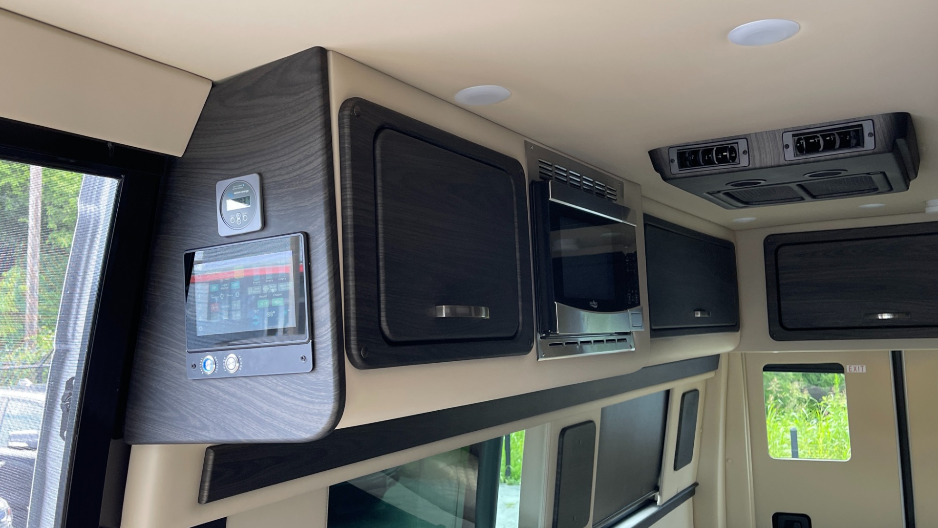 Used 2020 Mercedes-Benz MIDWEST AMERICAN PATRIOT CONVERSION / SHOWER / TV / FRIDGE / MICROWAVE for sale Sold at Formula Imports in Charlotte NC 28227 62