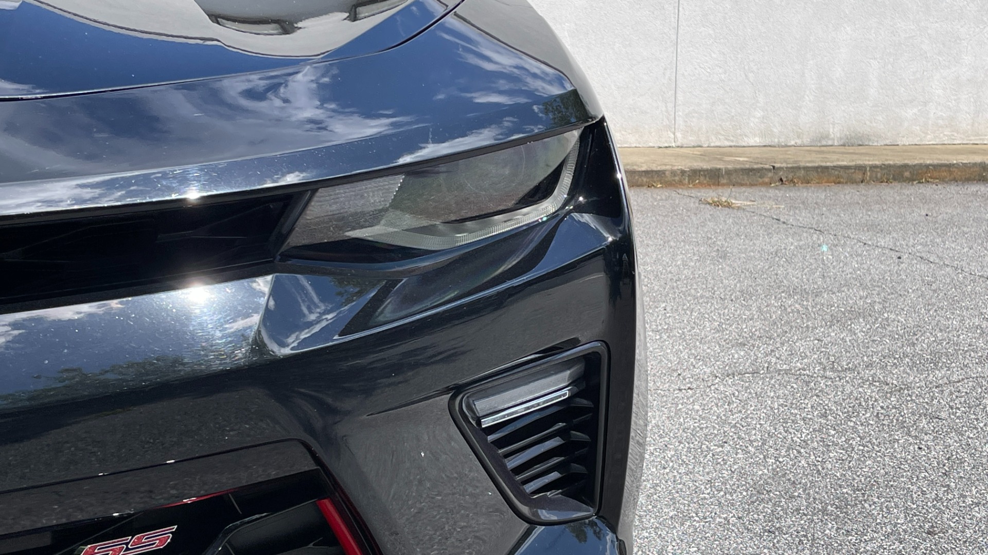 Used 2018 Chevrolet Camaro 2SS / 20IN WHEELS / REDLINE ED. / TOUCHSCREEN for sale Sold at Formula Imports in Charlotte NC 28227 32