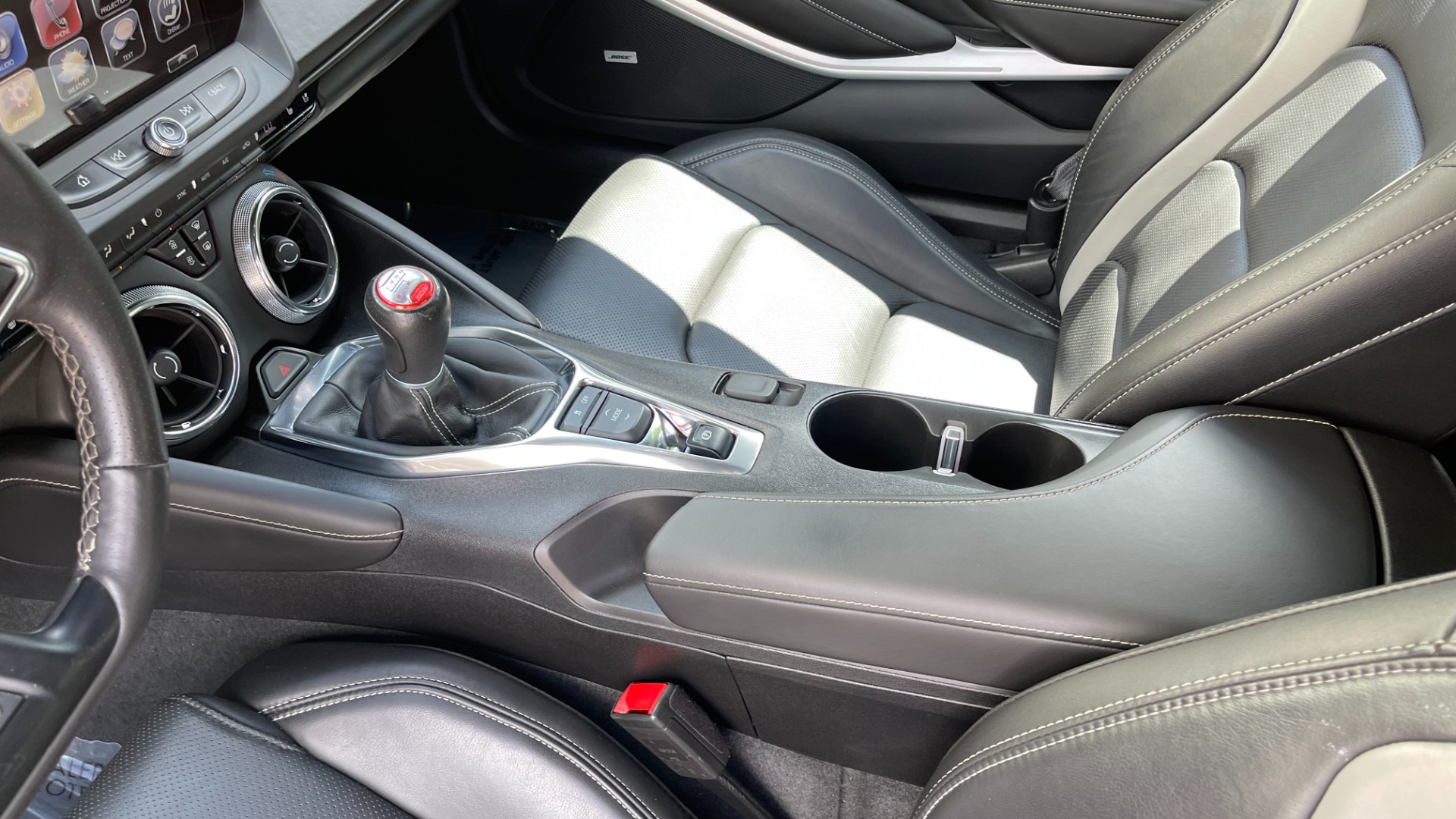 Used 2018 Chevrolet Camaro 2SS / 20IN WHEELS / REDLINE ED. / TOUCHSCREEN for sale Sold at Formula Imports in Charlotte NC 28227 50