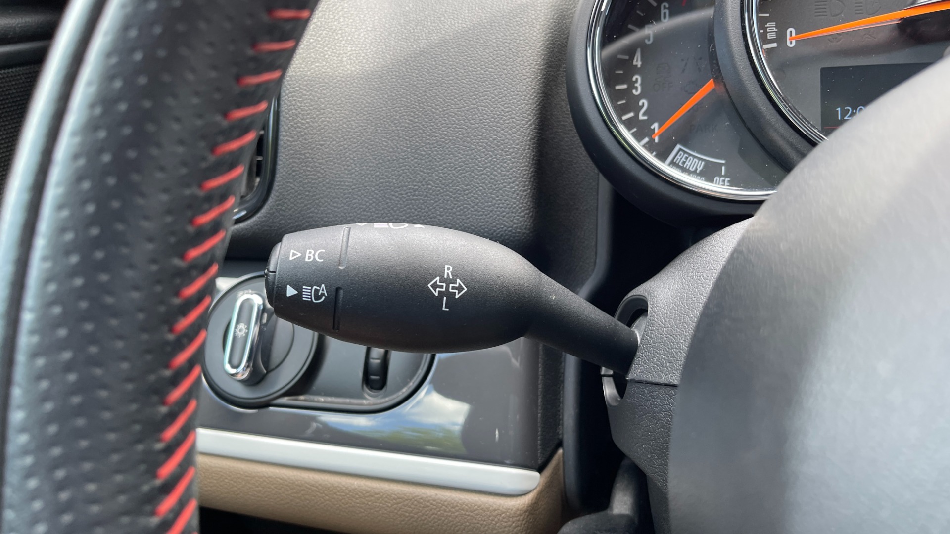 Used 2019 MINI Countryman Cooper S / ICONIC TRIM / TOUCHSCREEN NAV /SPORT AUTO / CONVENIENCE for sale Sold at Formula Imports in Charlotte NC 28227 16