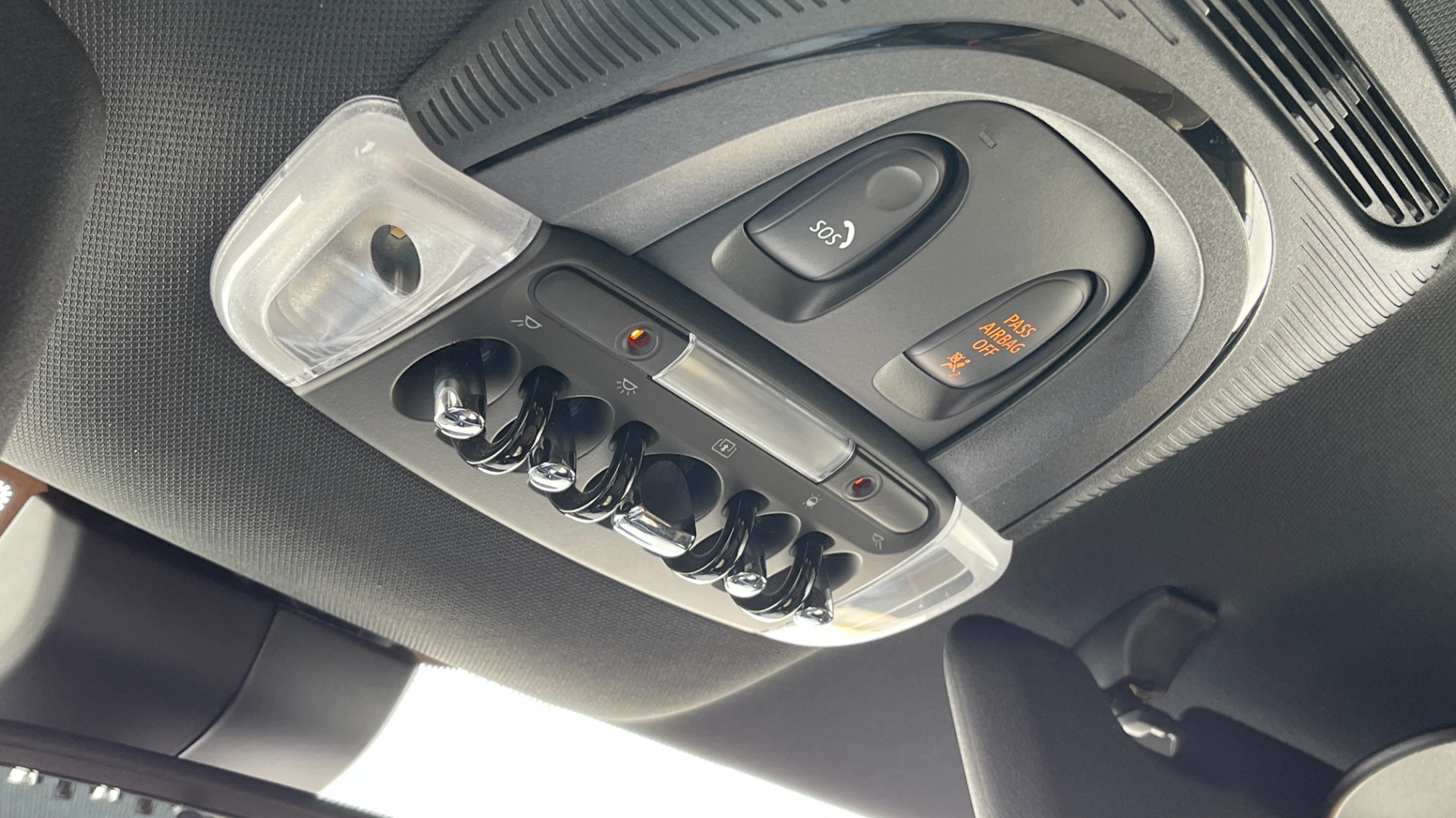 Used 2019 MINI Countryman Cooper S / ICONIC TRIM / TOUCHSCREEN NAV /SPORT AUTO / CONVENIENCE for sale Sold at Formula Imports in Charlotte NC 28227 26