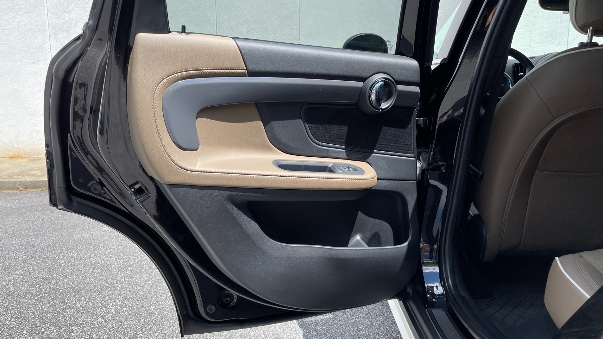 Used 2019 MINI Countryman Cooper S / ICONIC TRIM / TOUCHSCREEN NAV /SPORT AUTO / CONVENIENCE for sale Sold at Formula Imports in Charlotte NC 28227 30