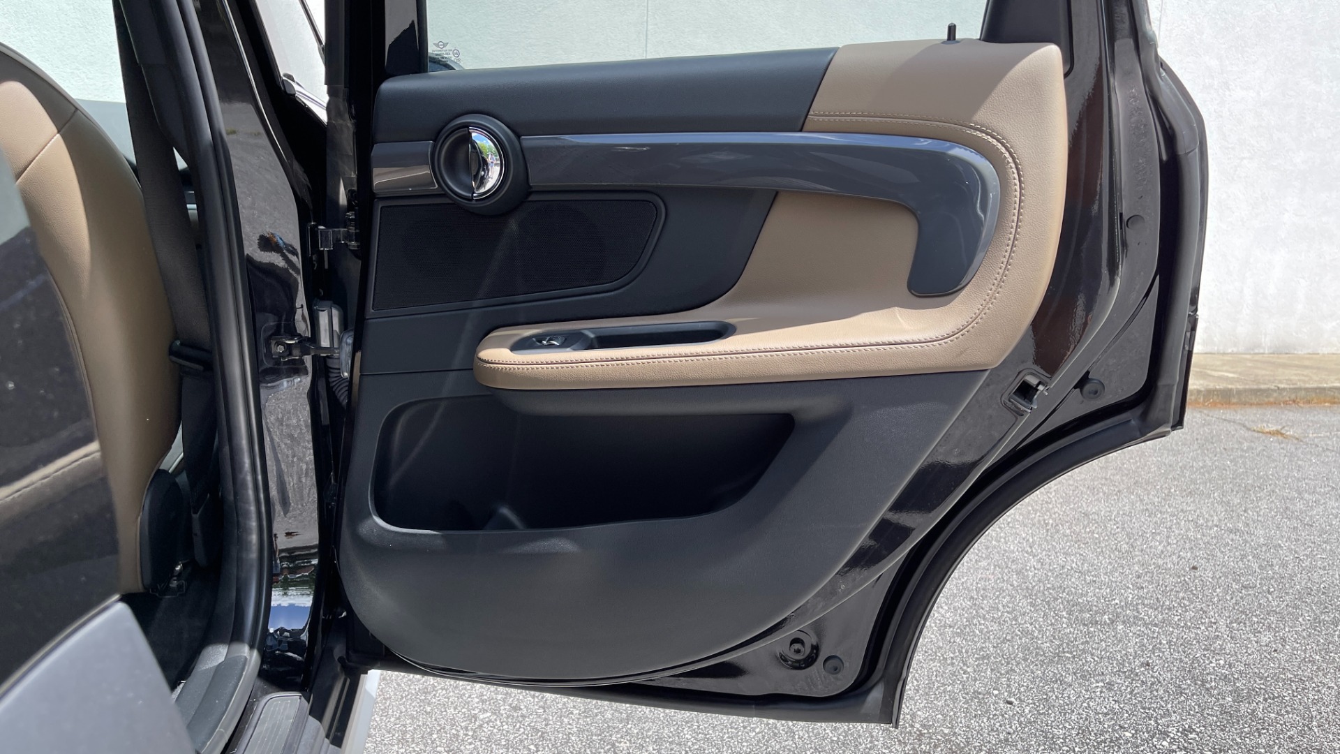 Used 2019 MINI Countryman Cooper S / ICONIC TRIM / TOUCHSCREEN NAV /SPORT AUTO / CONVENIENCE for sale Sold at Formula Imports in Charlotte NC 28227 35
