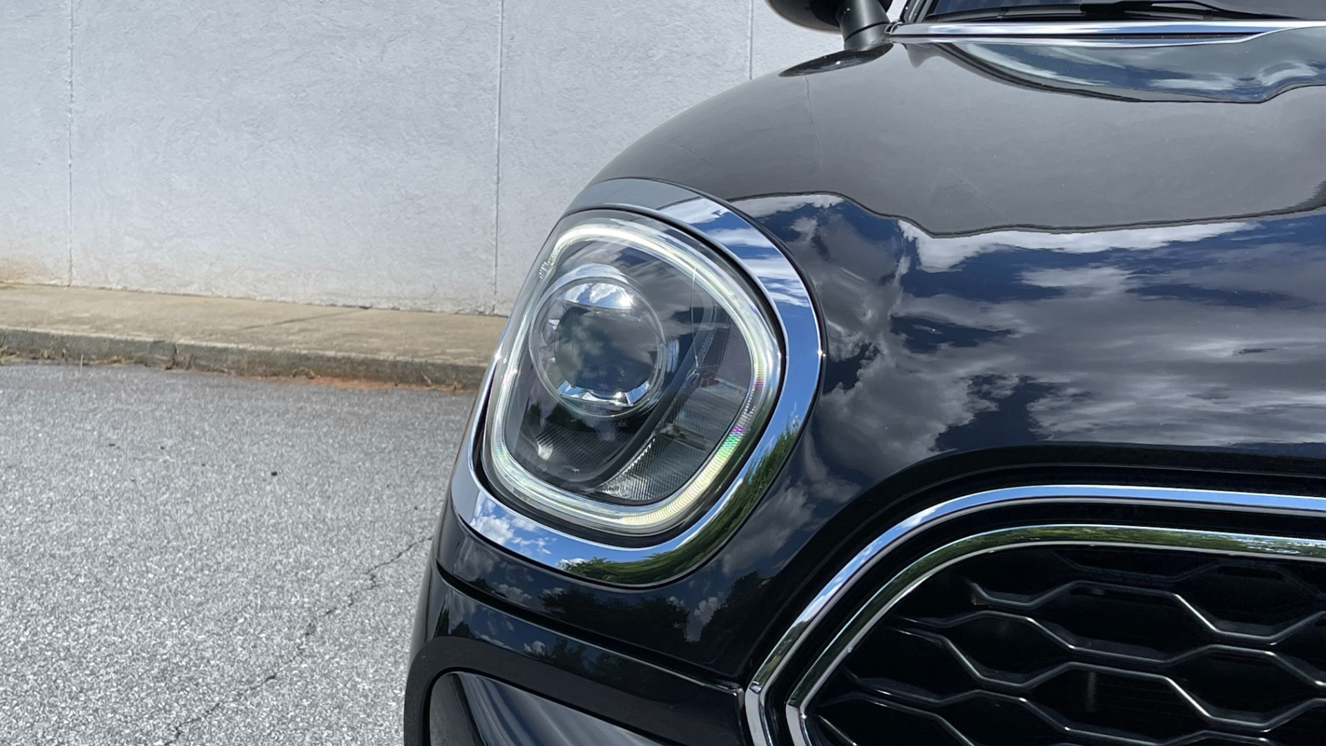 Used 2019 MINI Countryman Cooper S / ICONIC TRIM / TOUCHSCREEN NAV /SPORT AUTO / CONVENIENCE for sale $33,295 at Formula Imports in Charlotte NC 28227 52