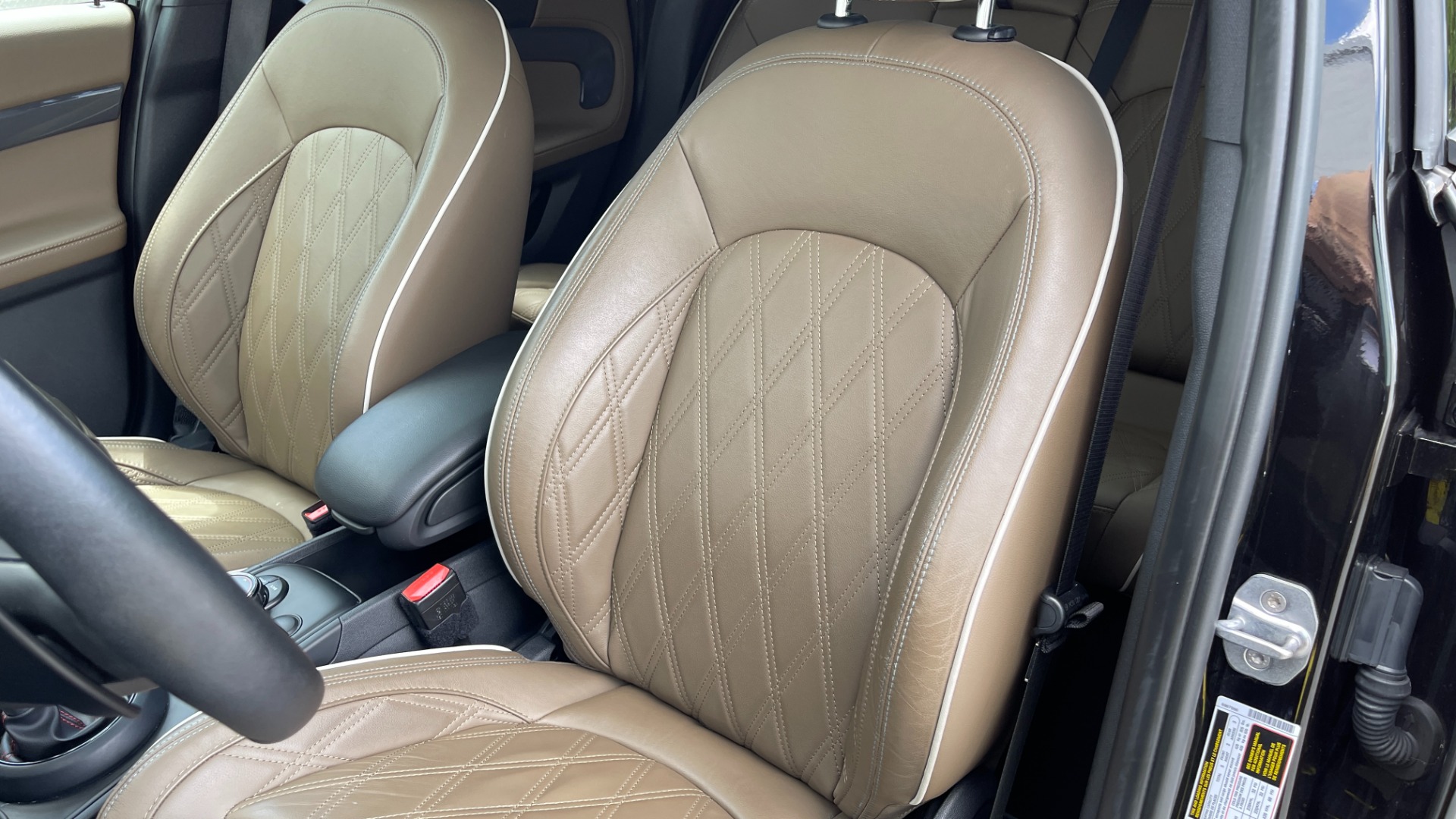 Used 2019 MINI Countryman Cooper S / ICONIC TRIM / TOUCHSCREEN NAV /SPORT AUTO / CONVENIENCE for sale Sold at Formula Imports in Charlotte NC 28227 65