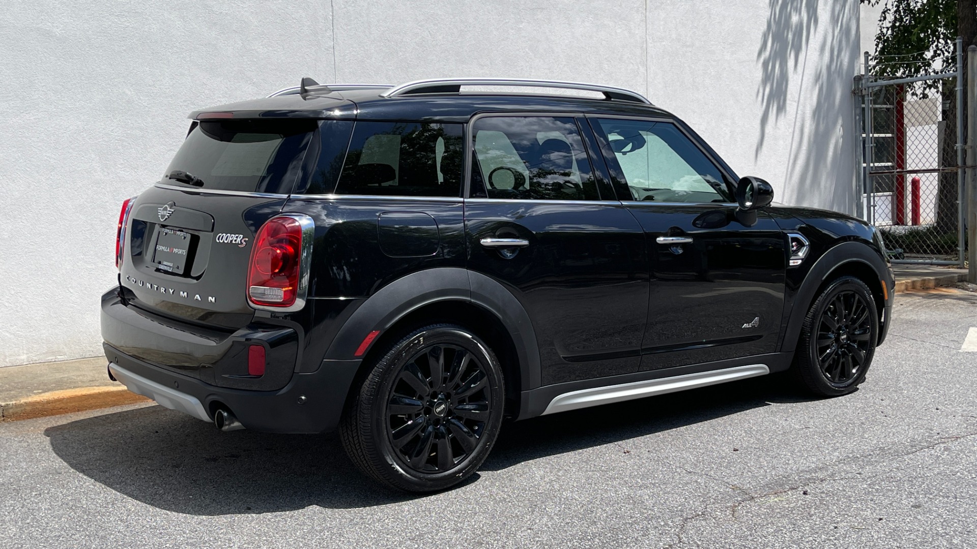 Used 2019 MINI Countryman Cooper S / ICONIC TRIM / TOUCHSCREEN NAV /SPORT AUTO / CONVENIENCE for sale Sold at Formula Imports in Charlotte NC 28227 8