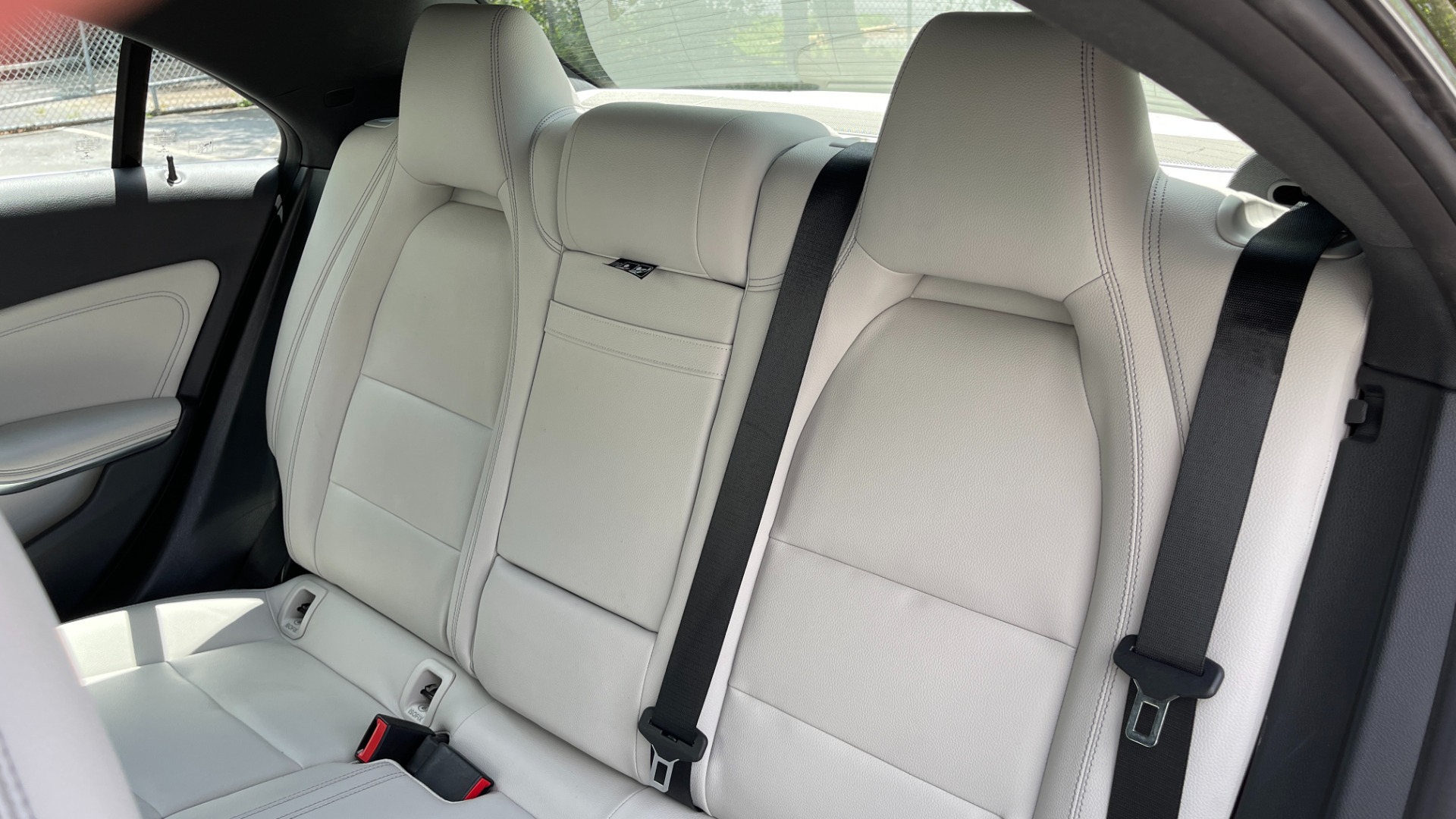 Used 2019 Mercedes-Benz CLA CLA 250 / PANORAMIC ROOF / PREMIUM / CONVENIENCE / HARMAN KARDON SOUND for sale $32,595 at Formula Imports in Charlotte NC 28227 11