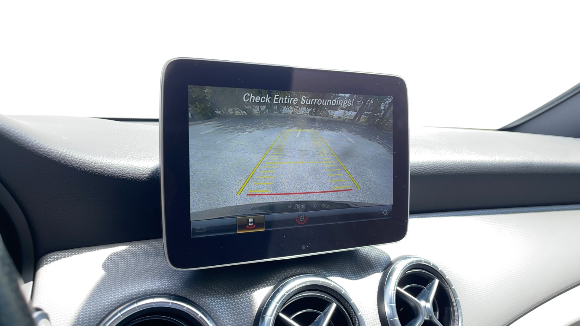 Used 2019 Mercedes-Benz CLA CLA 250 / PANORAMIC ROOF / PREMIUM / CONVENIENCE / HARMAN KARDON SOUND for sale $32,595 at Formula Imports in Charlotte NC 28227 22