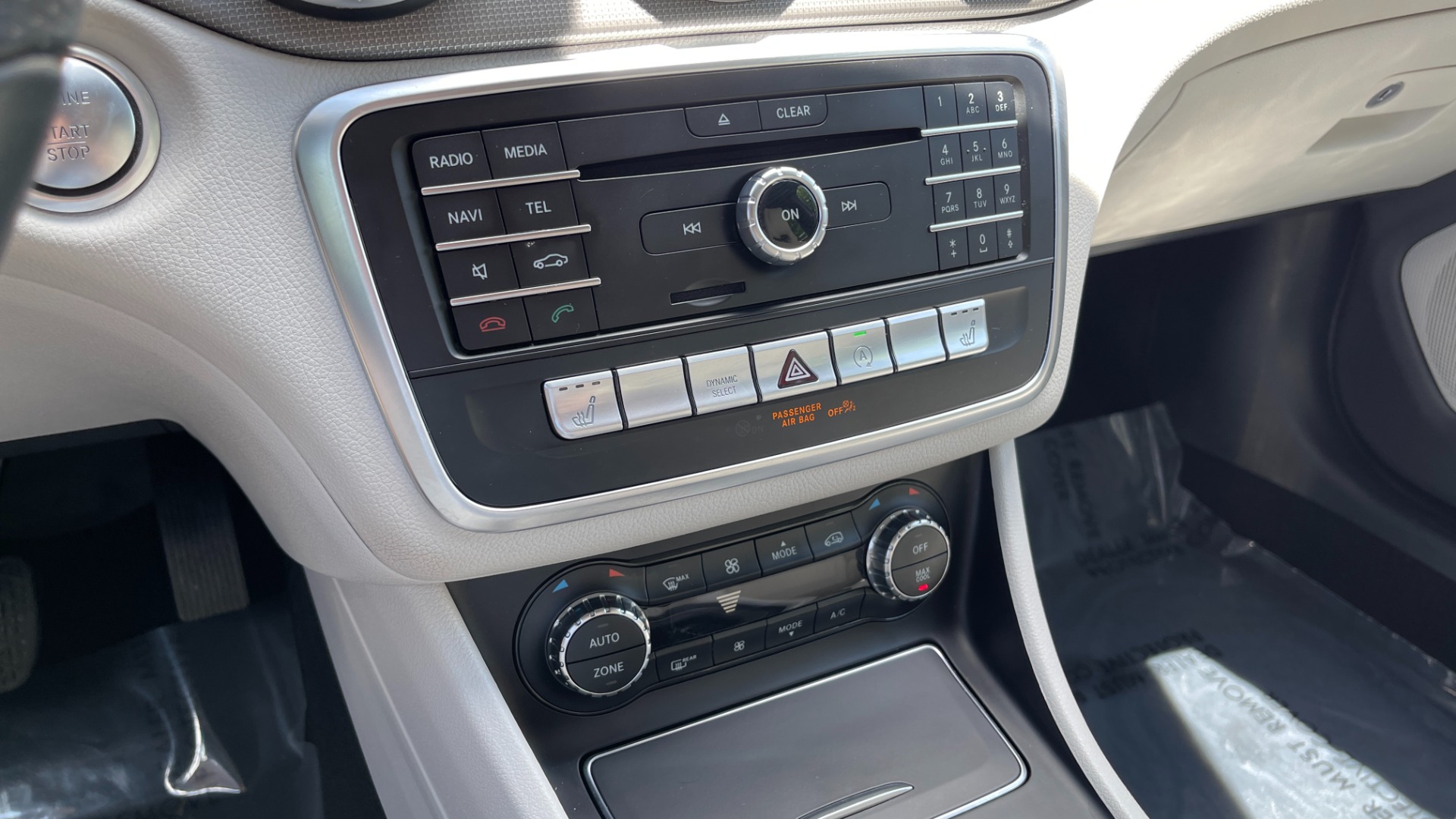 Used 2019 Mercedes-Benz CLA CLA 250 / PANORAMIC ROOF / PREMIUM / CONVENIENCE / HARMAN KARDON SOUND for sale Sold at Formula Imports in Charlotte NC 28227 23